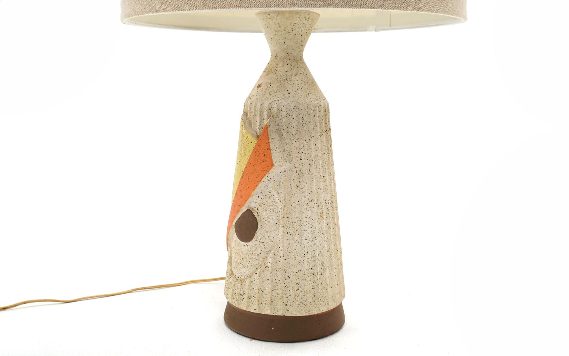 Mid-Century Modern 1950s Ceramic Table Lamp in the Style of Martz for Marshall Lamps