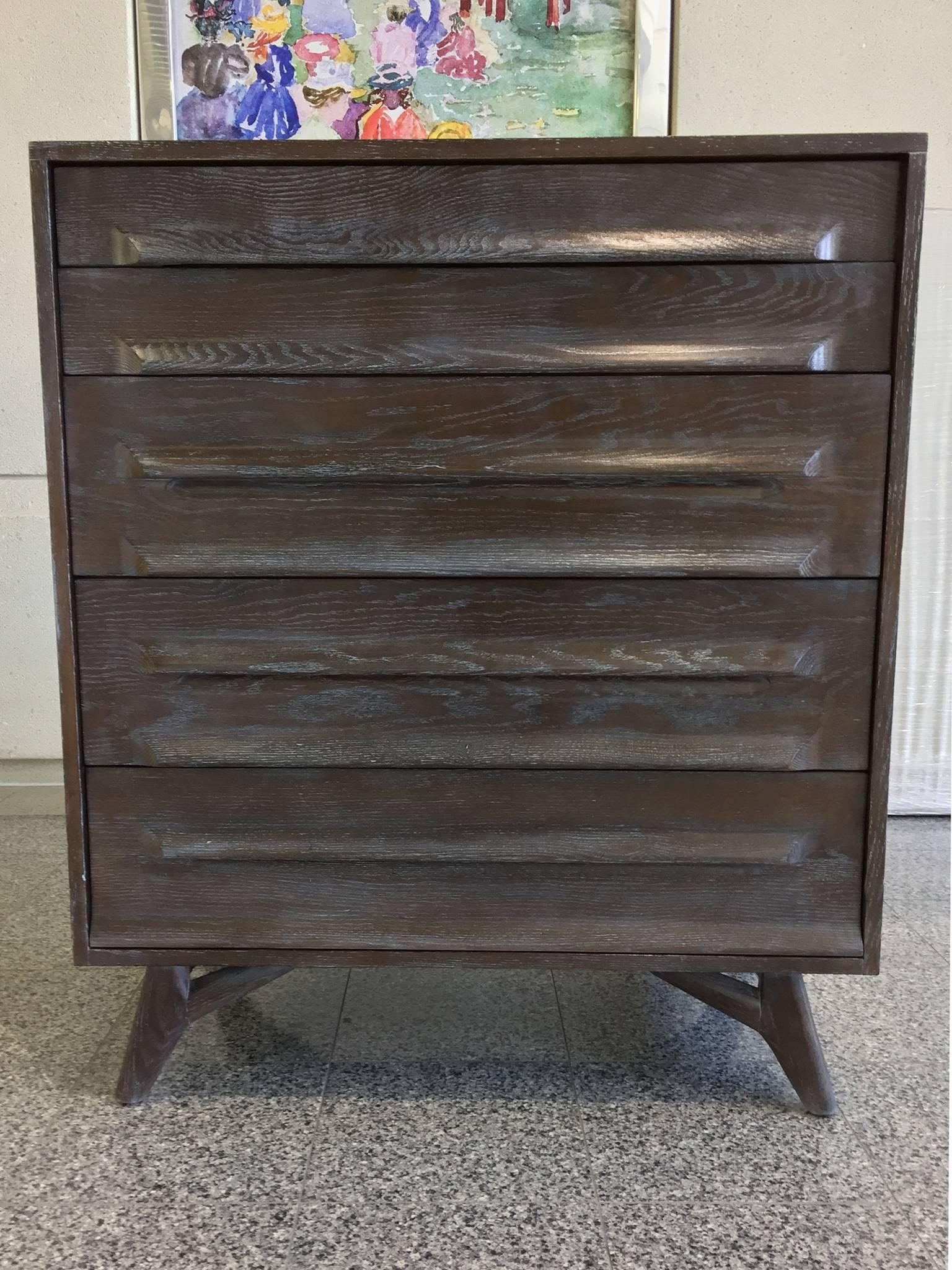 1950s Cerused Oak Chest of Drawers by Jack Van der Molen for Vanleigh Furniture In Good Condition In New York, NY