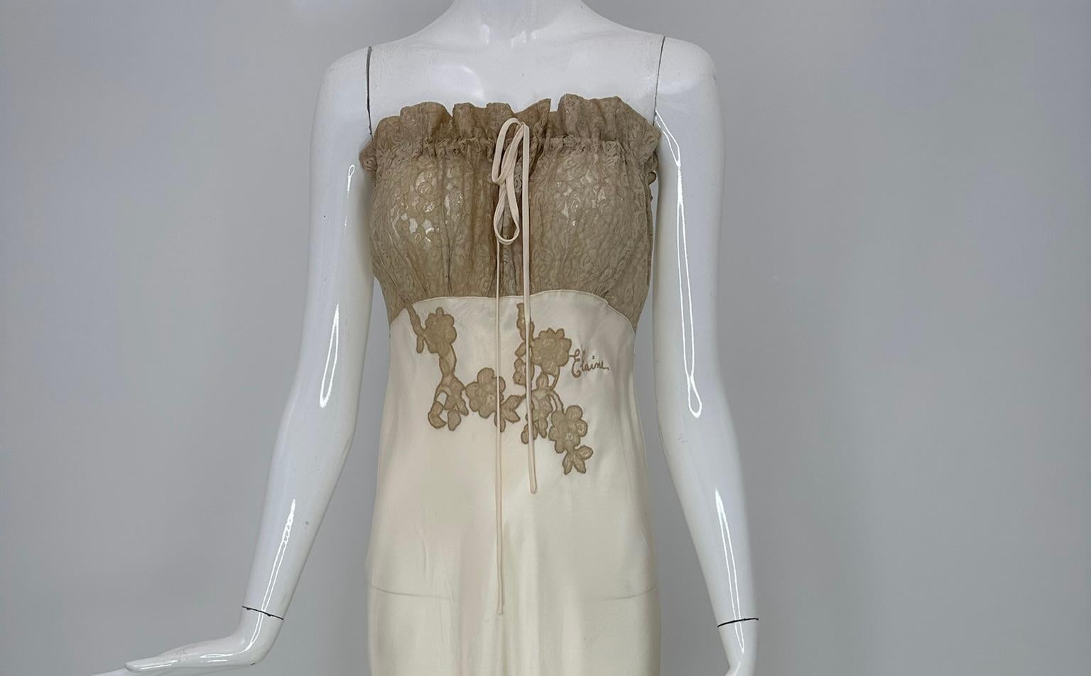 Camisón de noche de los años 50 de satén de rayón champán al bies con corpiño de encaje sin tirantes y apliques en venta 11