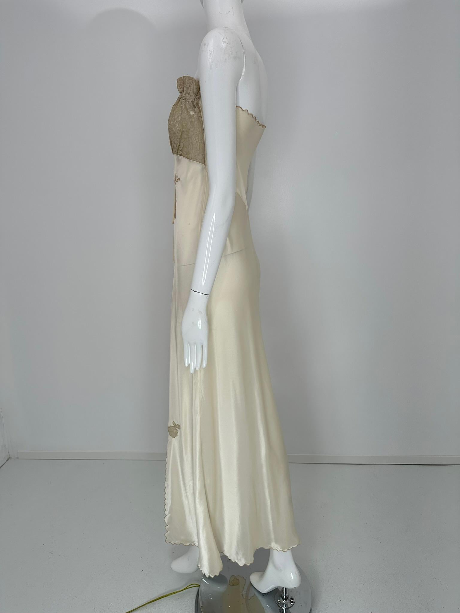 De las mujeres Camisón de noche de los años 50 de satén de rayón champán al bies con corpiño de encaje sin tirantes y apliques en venta