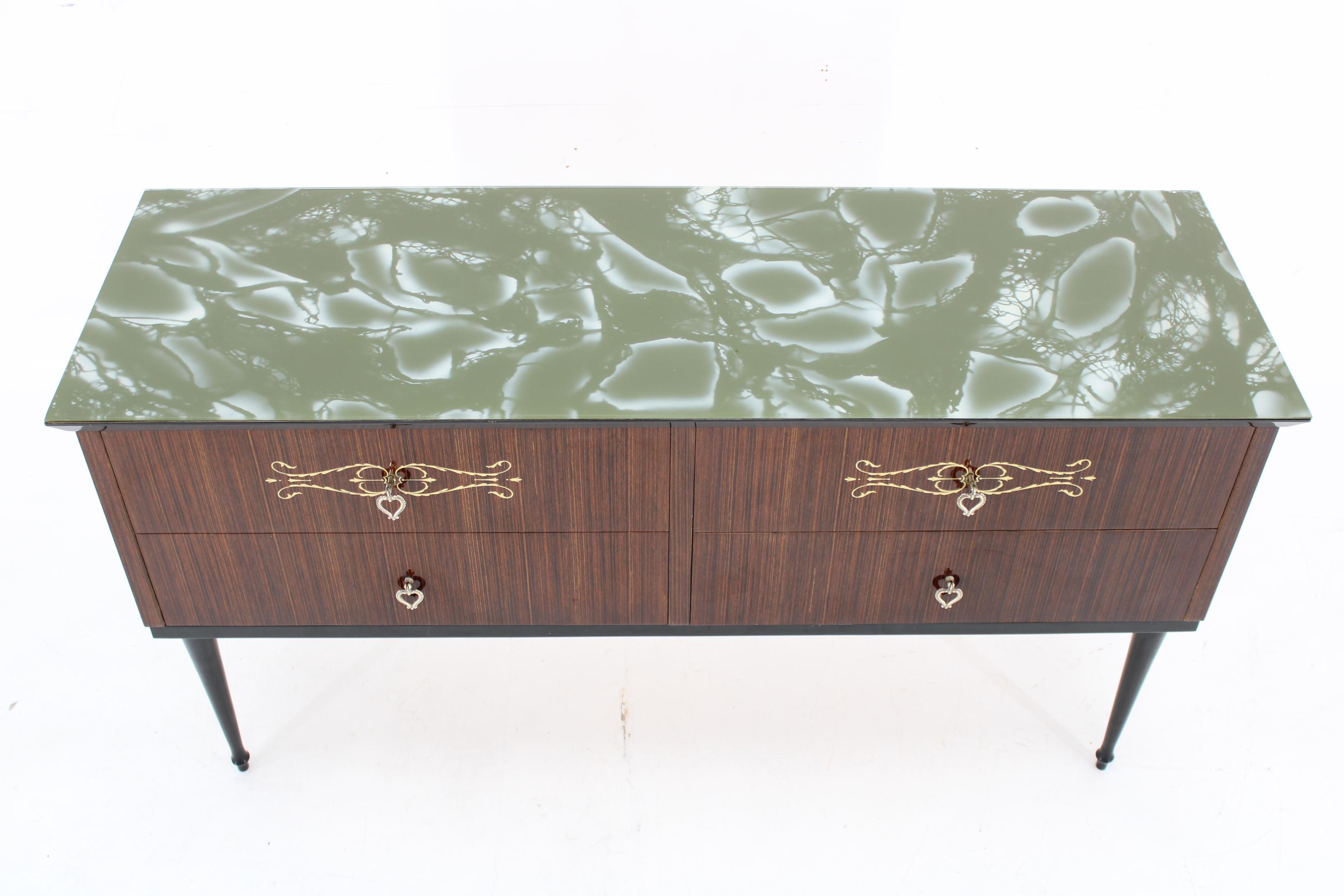Mid-Century Modern 1950s Chest of Drawers, Italy  For Sale