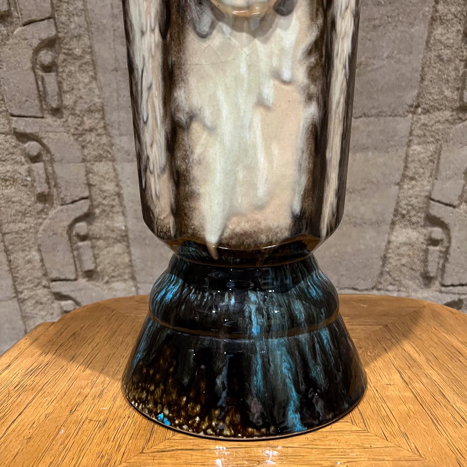  1950er Jahre Chinesische Keramik glasierte Tischlampe (Mitte des 20. Jahrhunderts) im Angebot
