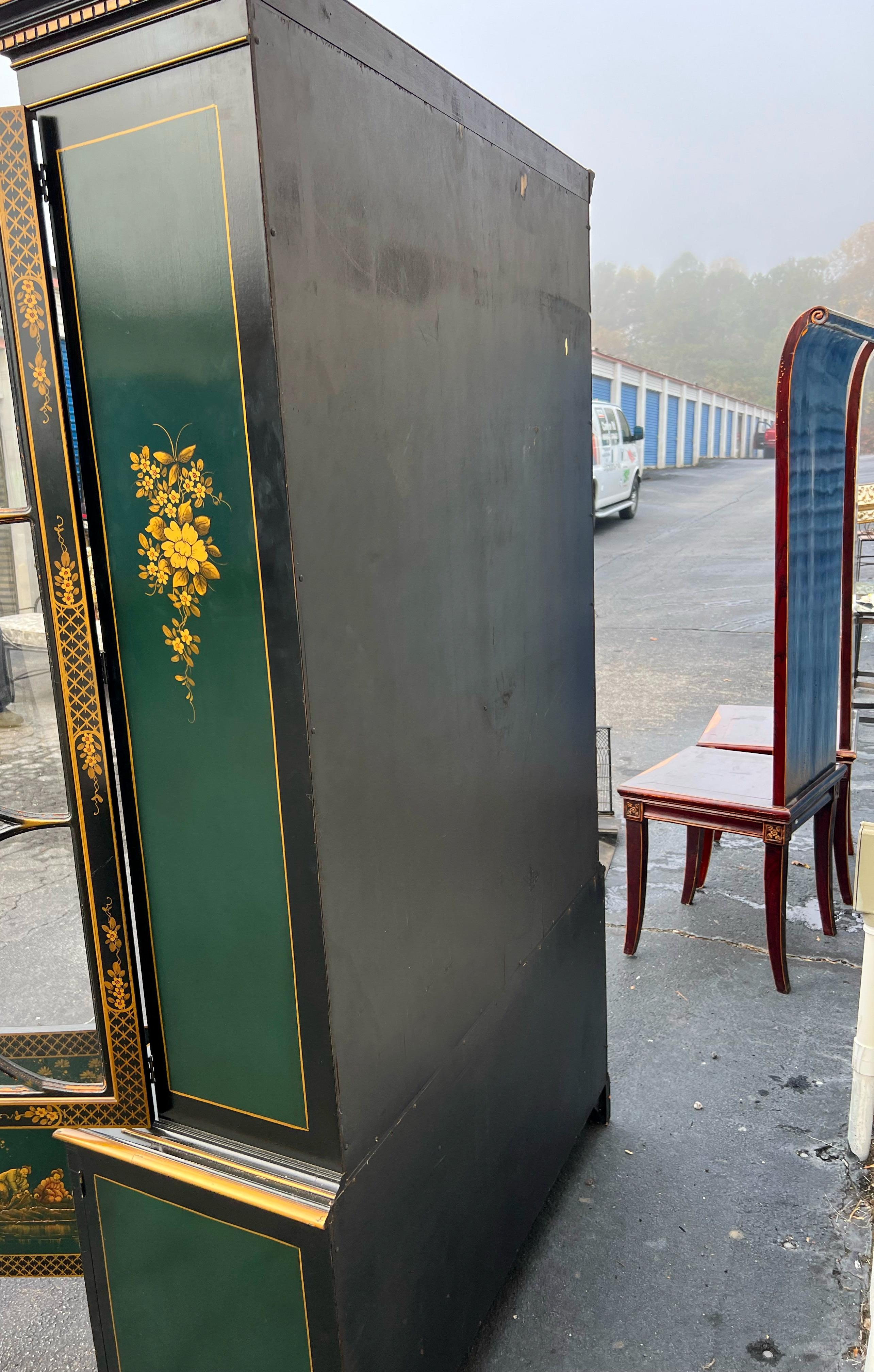 1950s Chinese Chippendale Style Chinoiserie Cabinet In Good Condition In Kennesaw, GA