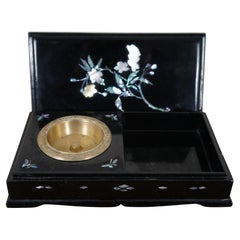 Retro 1950s Chinoiserie Black Lacquer Mother of Pearl Cigarette Tobacco Box Ashtray