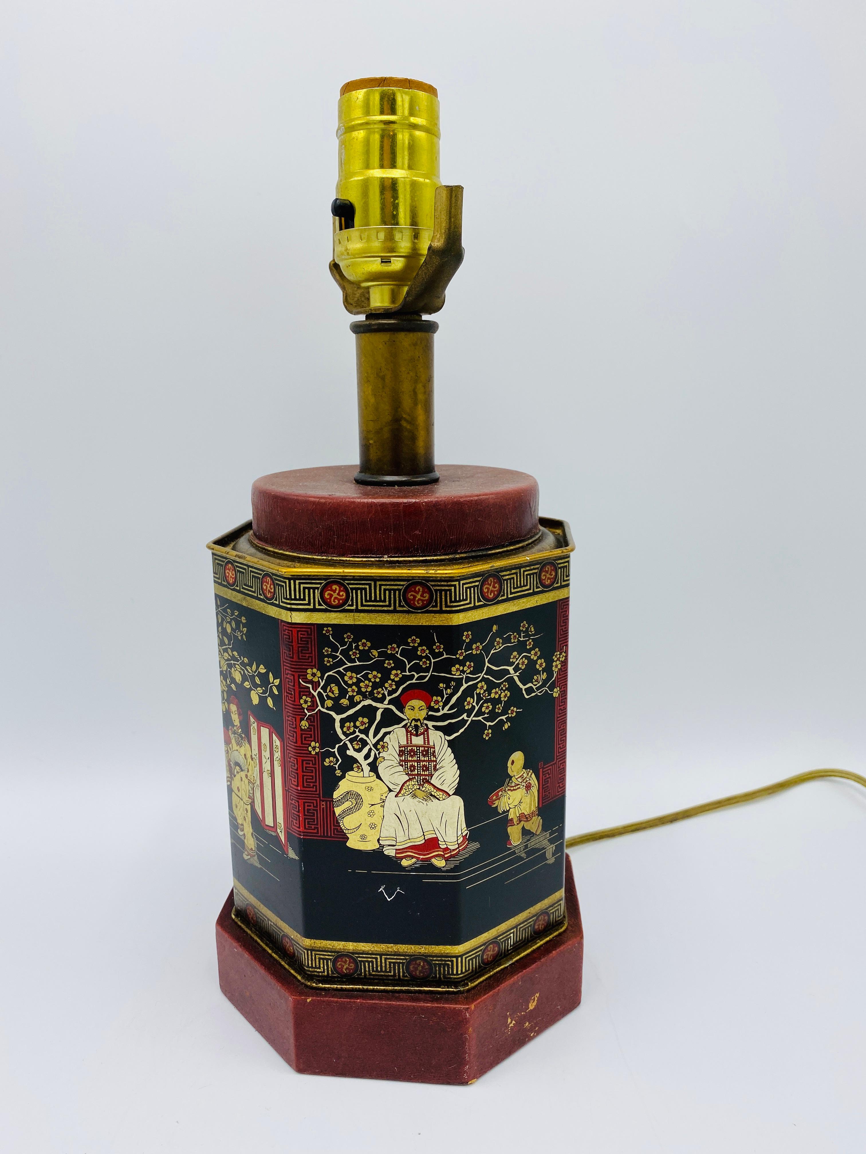 1950s Chinoiserie Red and Black Tole Tea Canister Lamp with Leather Details In Good Condition For Sale In Richmond, VA