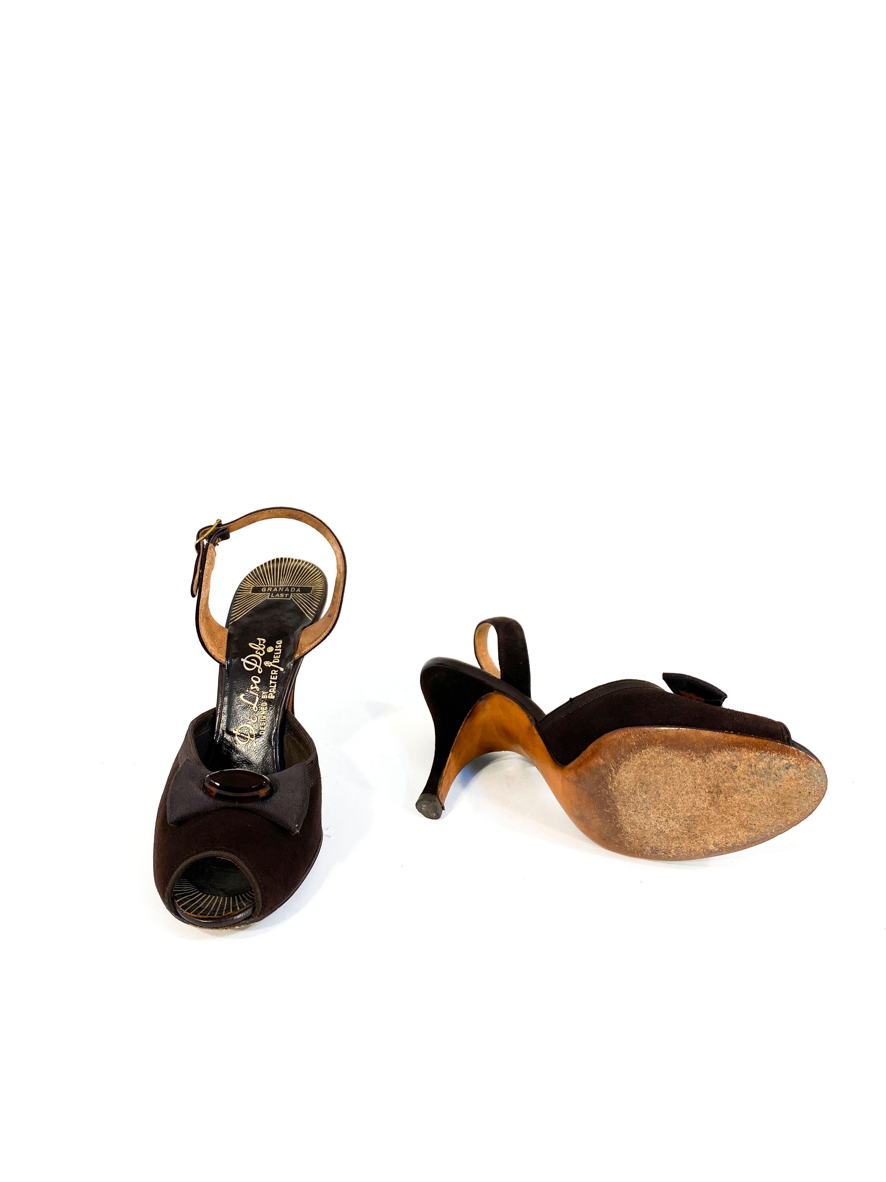 Women's 1950s Chocolate Brown Suede Sling Back Pumps For Sale