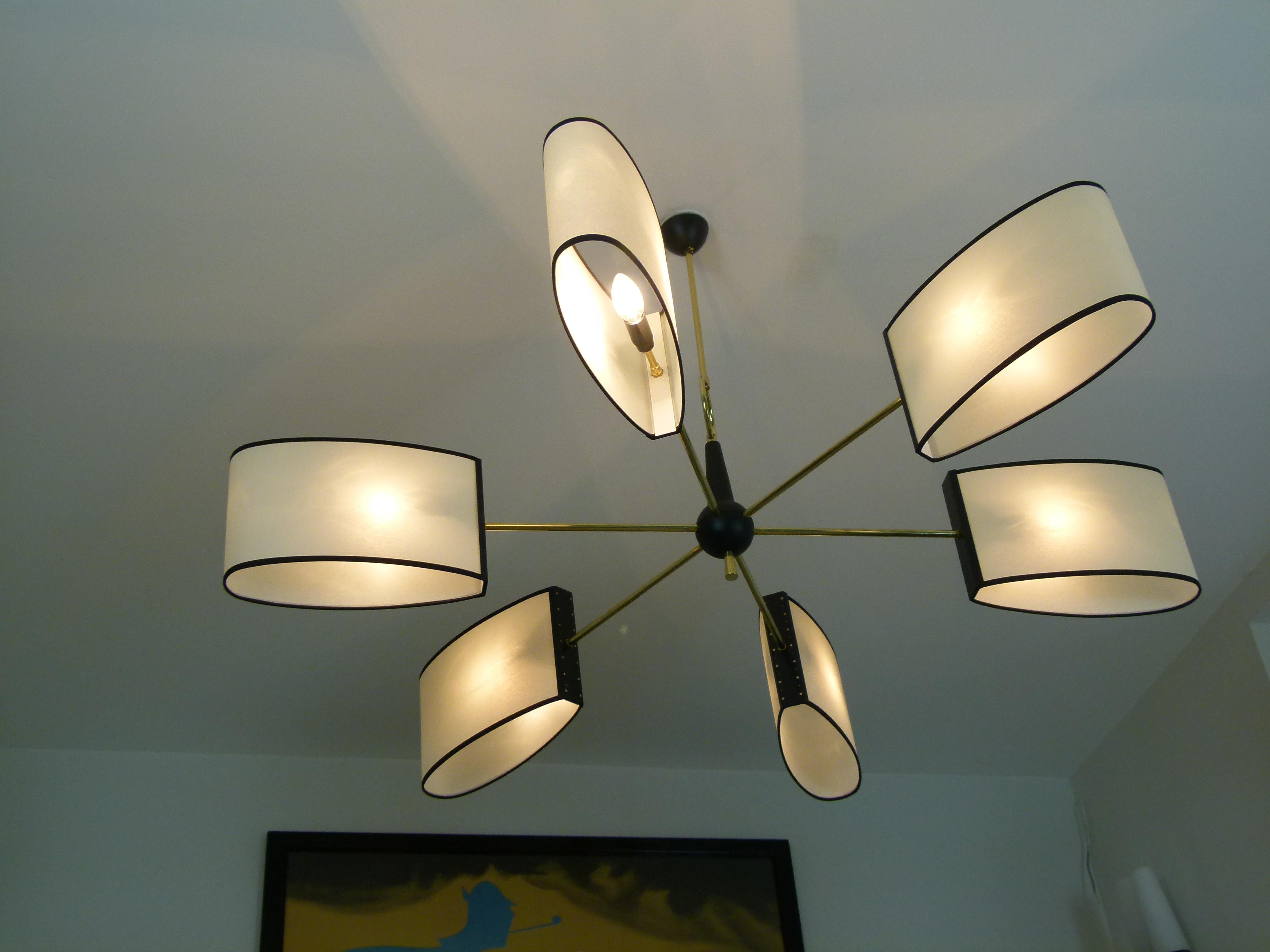 1950s Circular Chandelier with Six Lighted Arms by Maison Lunel In Excellent Condition In Saint-Ouen, FR