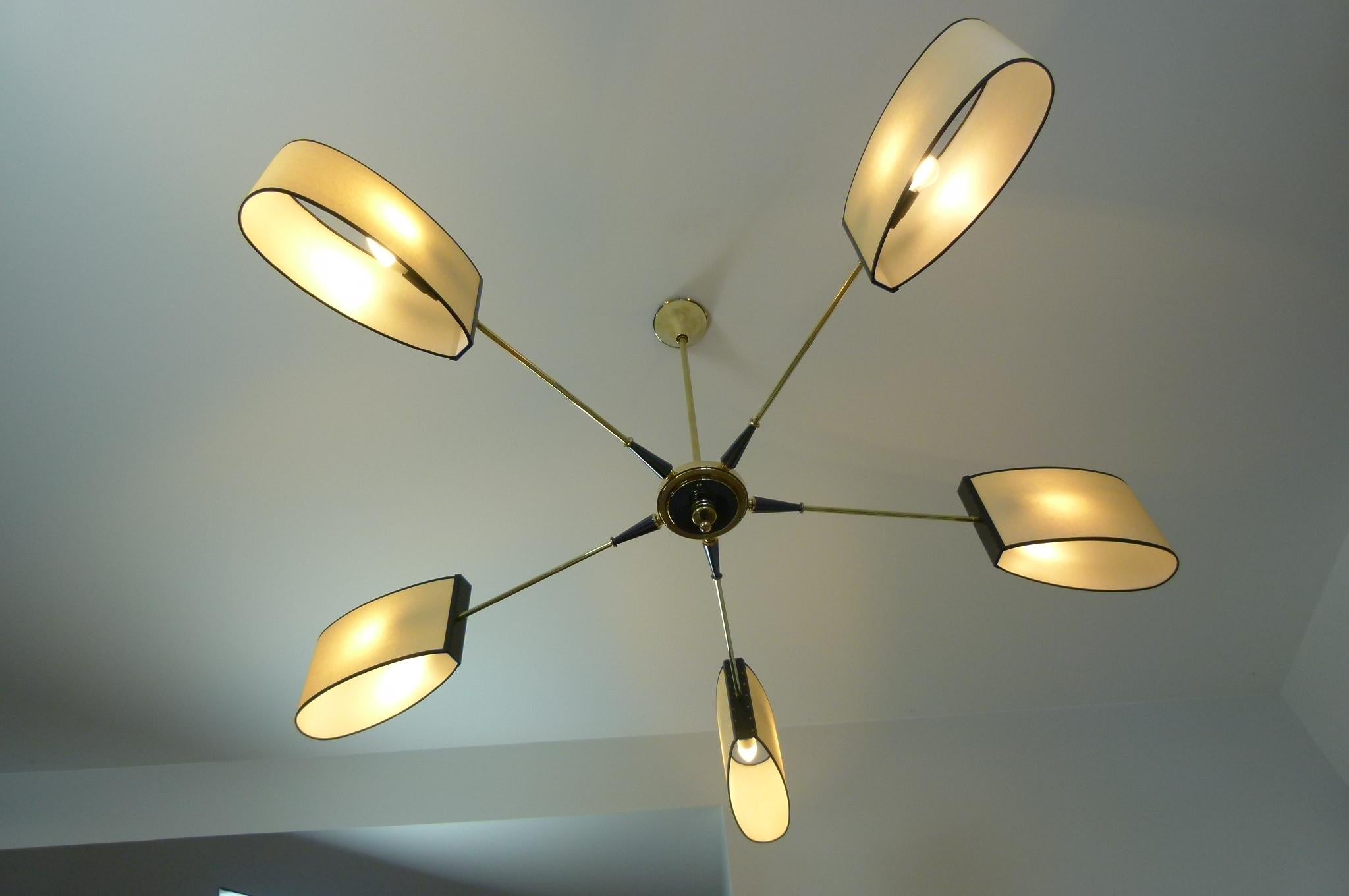 1950s Circular Five-Lighted Arms Chandelier by Maison Lunel 10