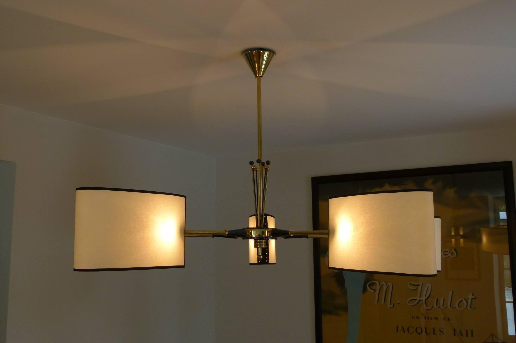 Mid-Century Modern 1950s Circular Five Lighted Arms Chandelier by Maison Lunel