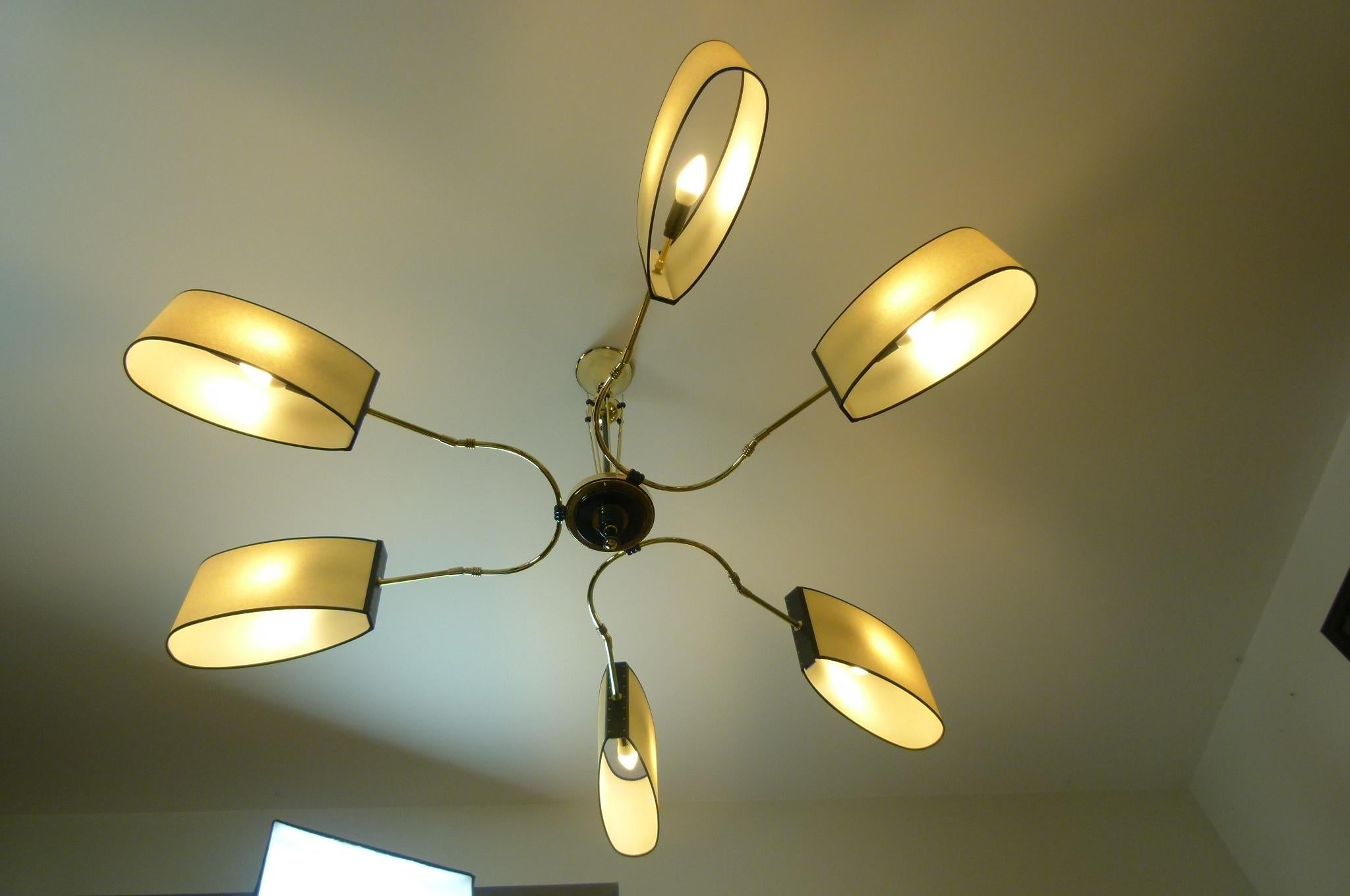 1950s Circular Six Lighted Arms Chandelier by Maison Lunel In Excellent Condition In Saint-Ouen, FR