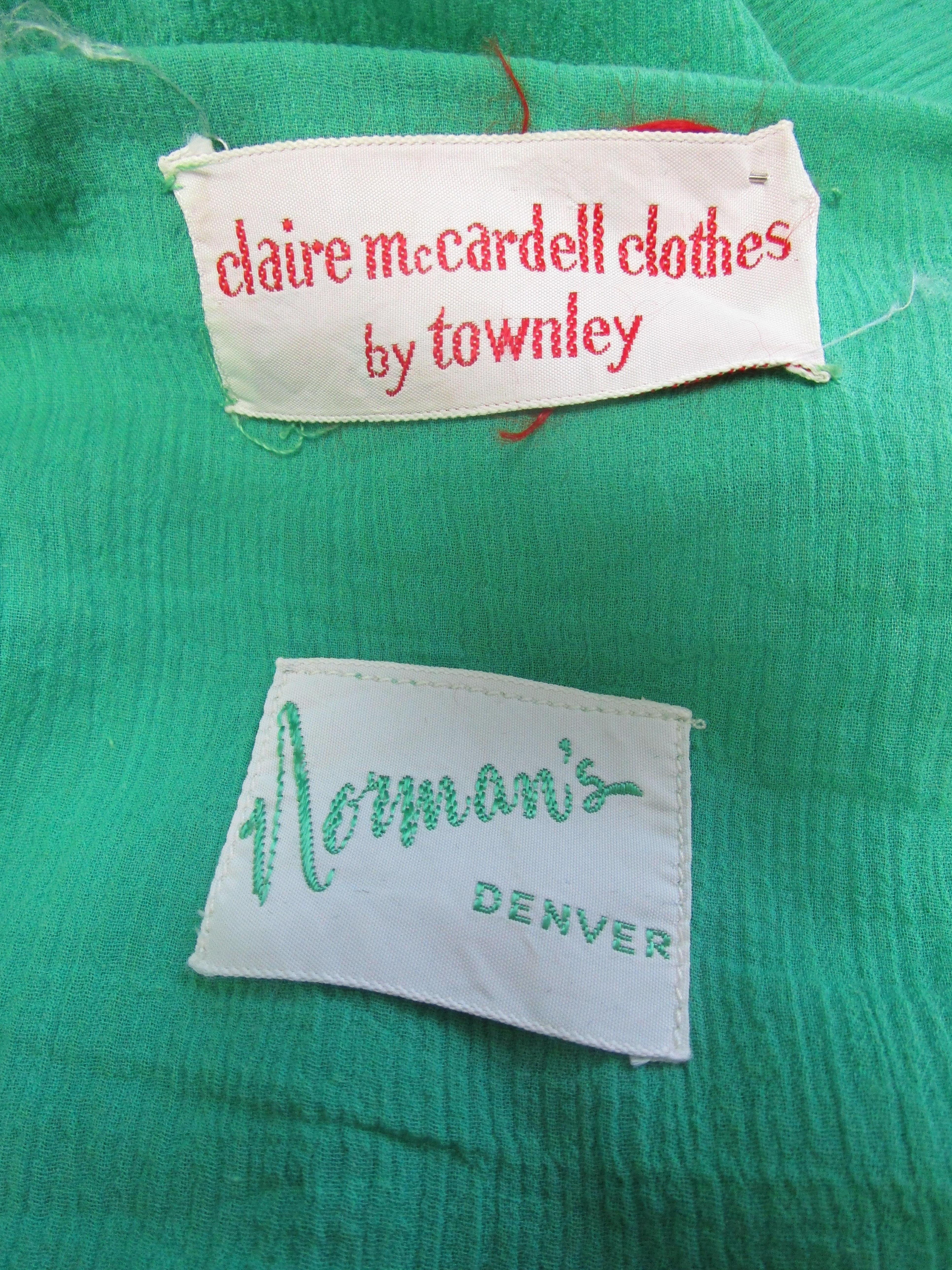 1950's Claire McCardell for Townley Kelly Green Crinkled Viscose Dress For Sale 2