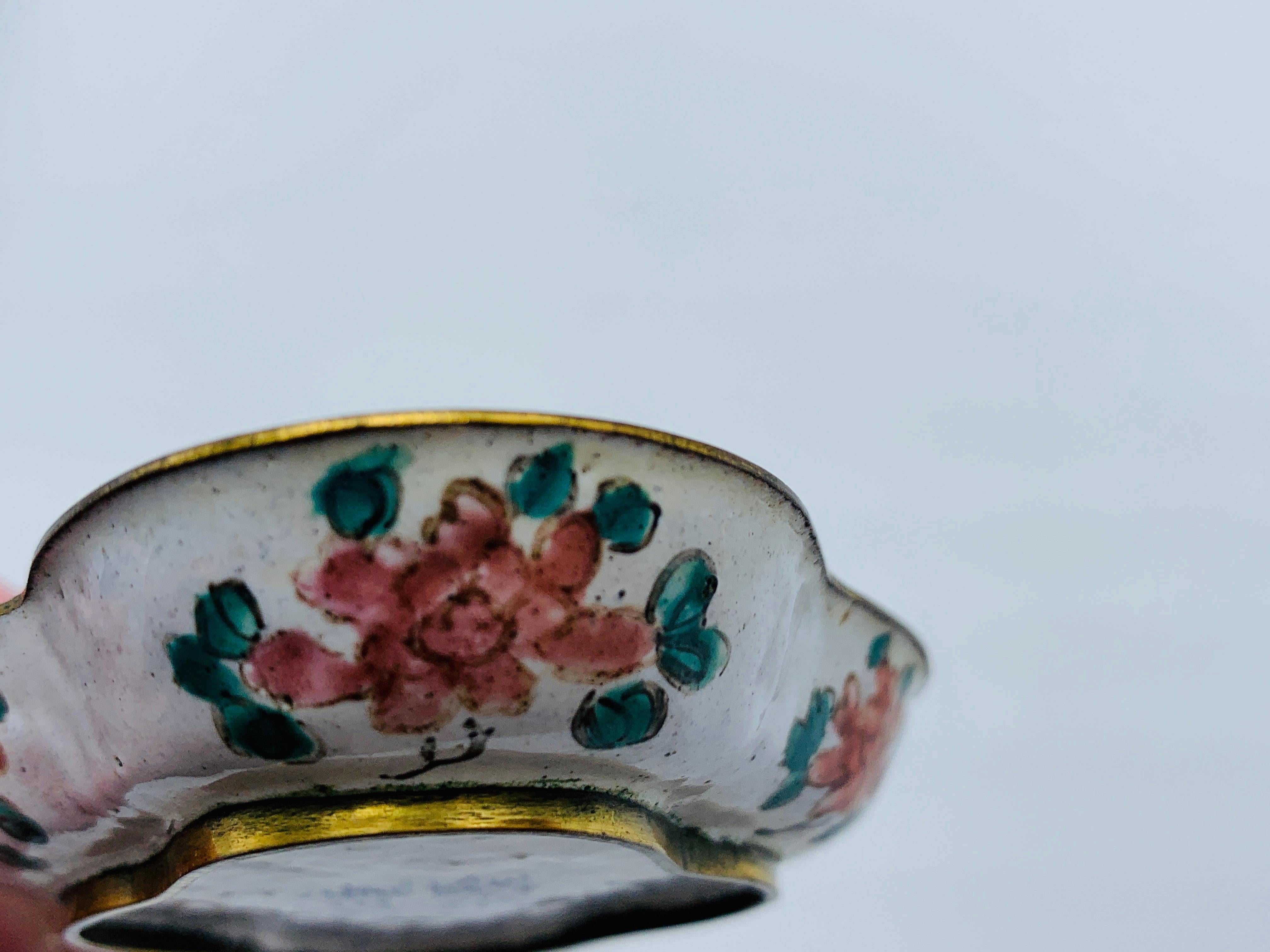 1950s Cloisonné Scalloped Ring Dish For Sale 1