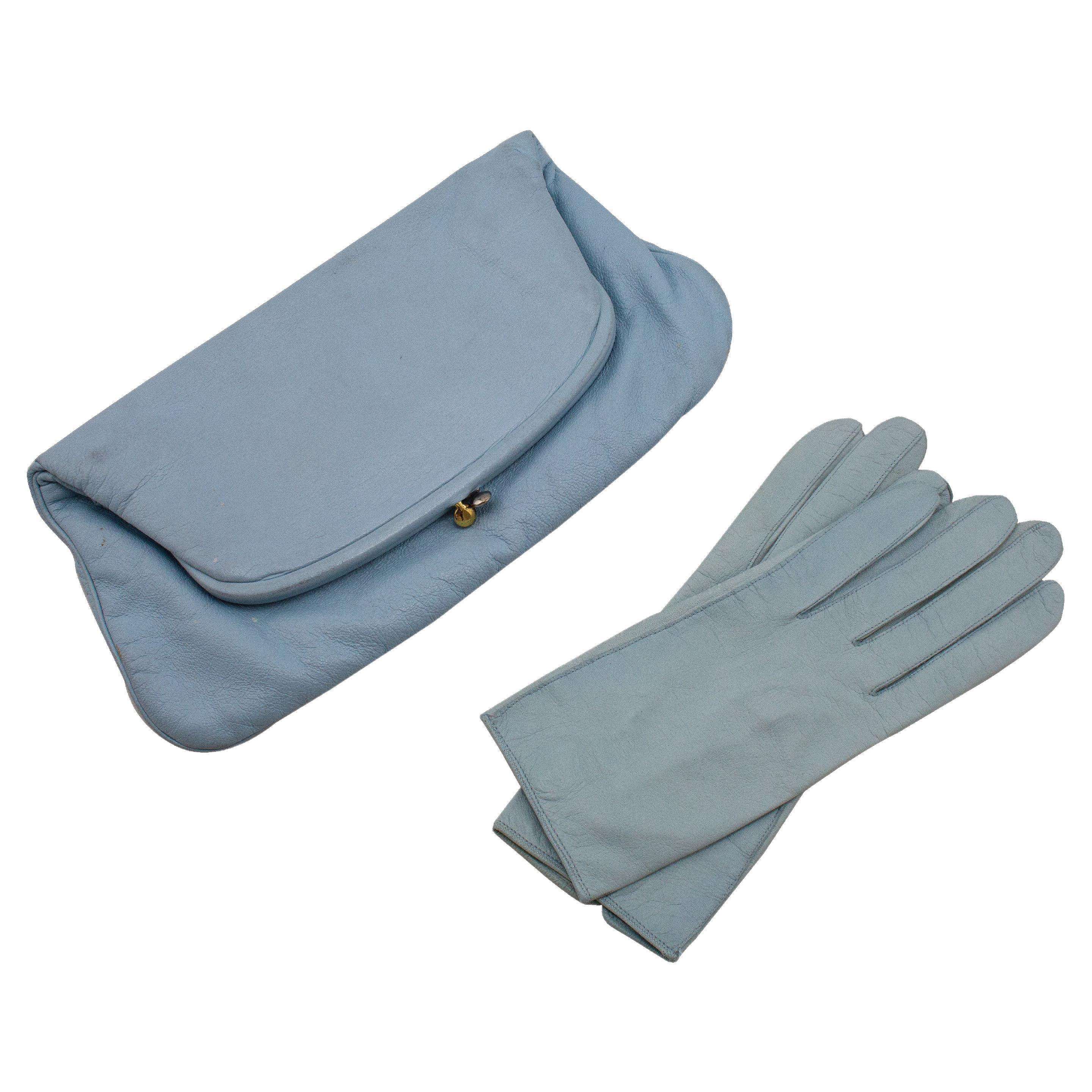 Pochette en cuir bleu bébé Coblentz des années 1950 avec gants de chevreau assortis
