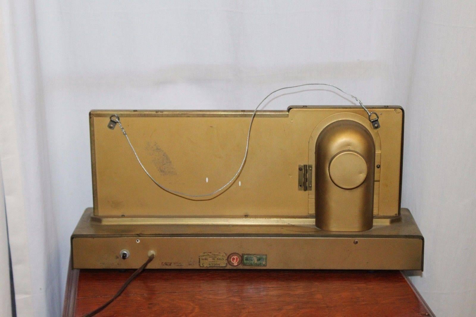 1950s Coca Cola Soda Advertising Counter Light Up Sign with Round Clock In Good Condition For Sale In Orange, CA