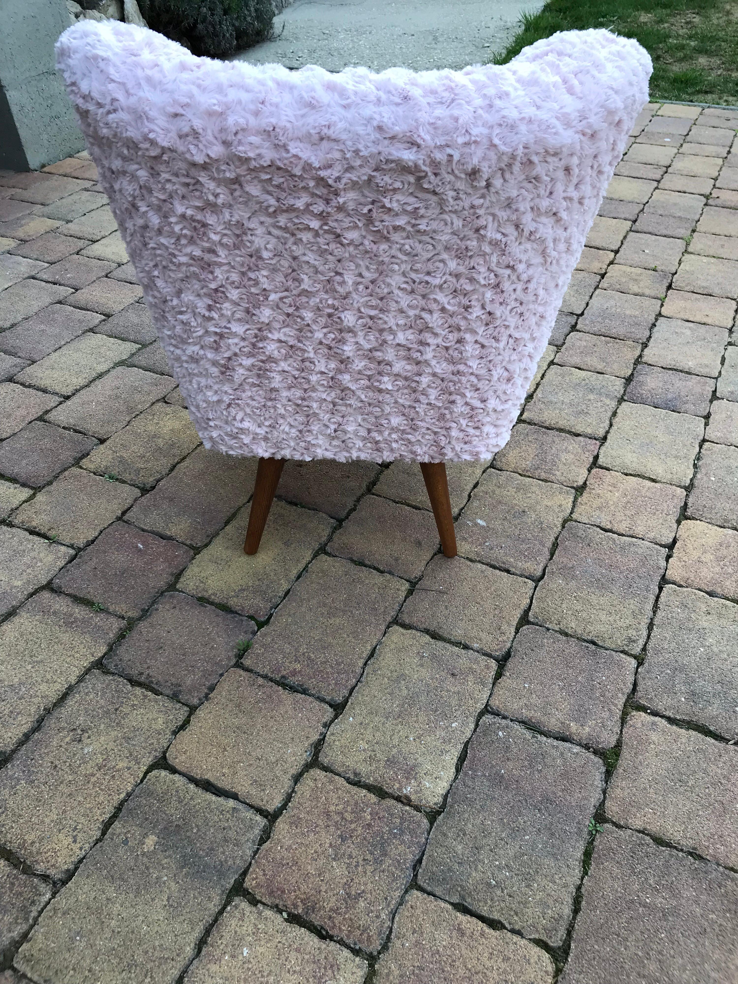 Stained 1950s Cocktail Chair Pink Faux Fur For Sale