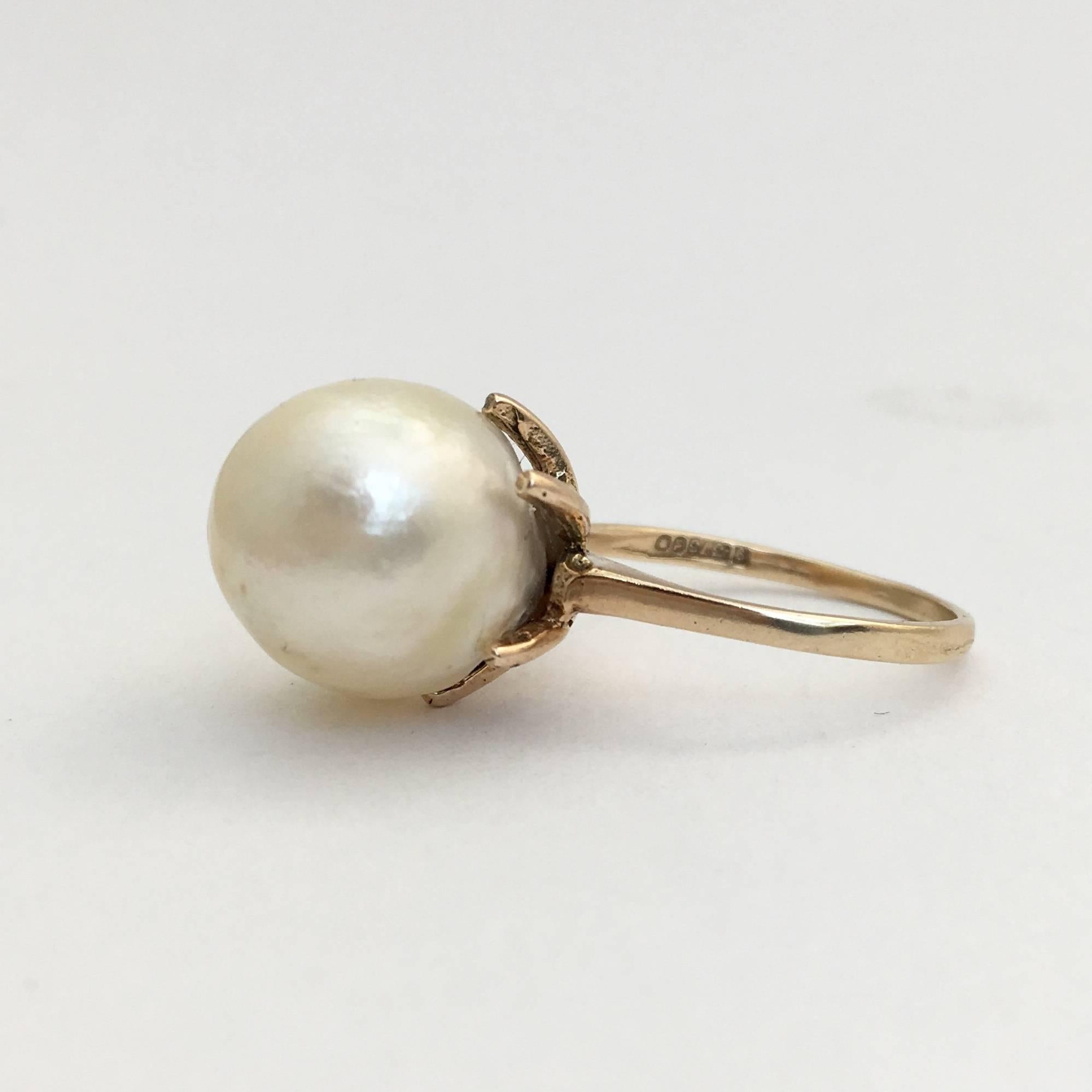 Retro 1950s Cocktail Ring Large Baroque Pearl English Midcentury Gold Vintage Jewelry For Sale