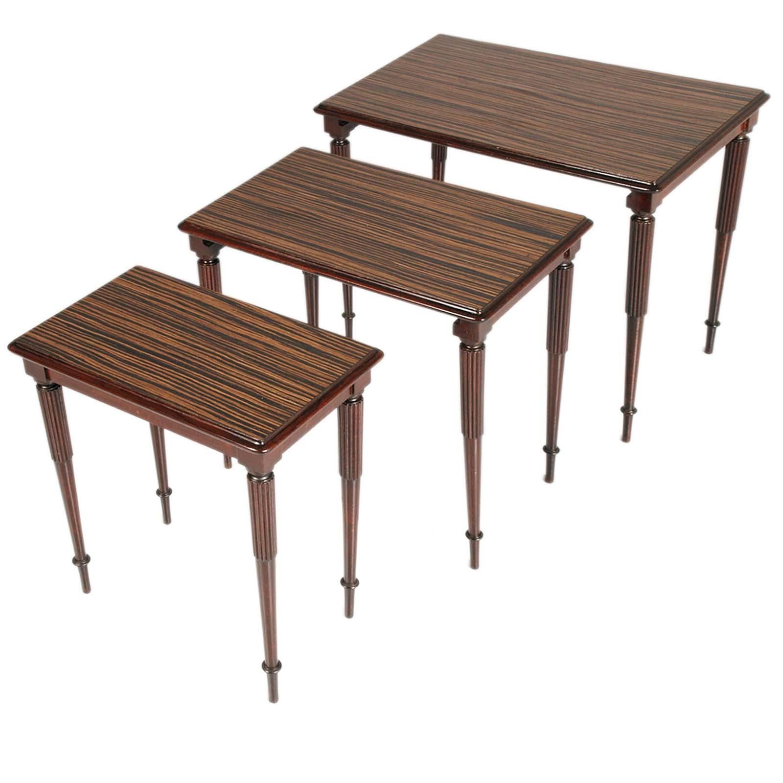 Ebony 1950s Coffee Nest Tables in Macassar by Permanente Mobili Paolo Buffa Attributed For Sale