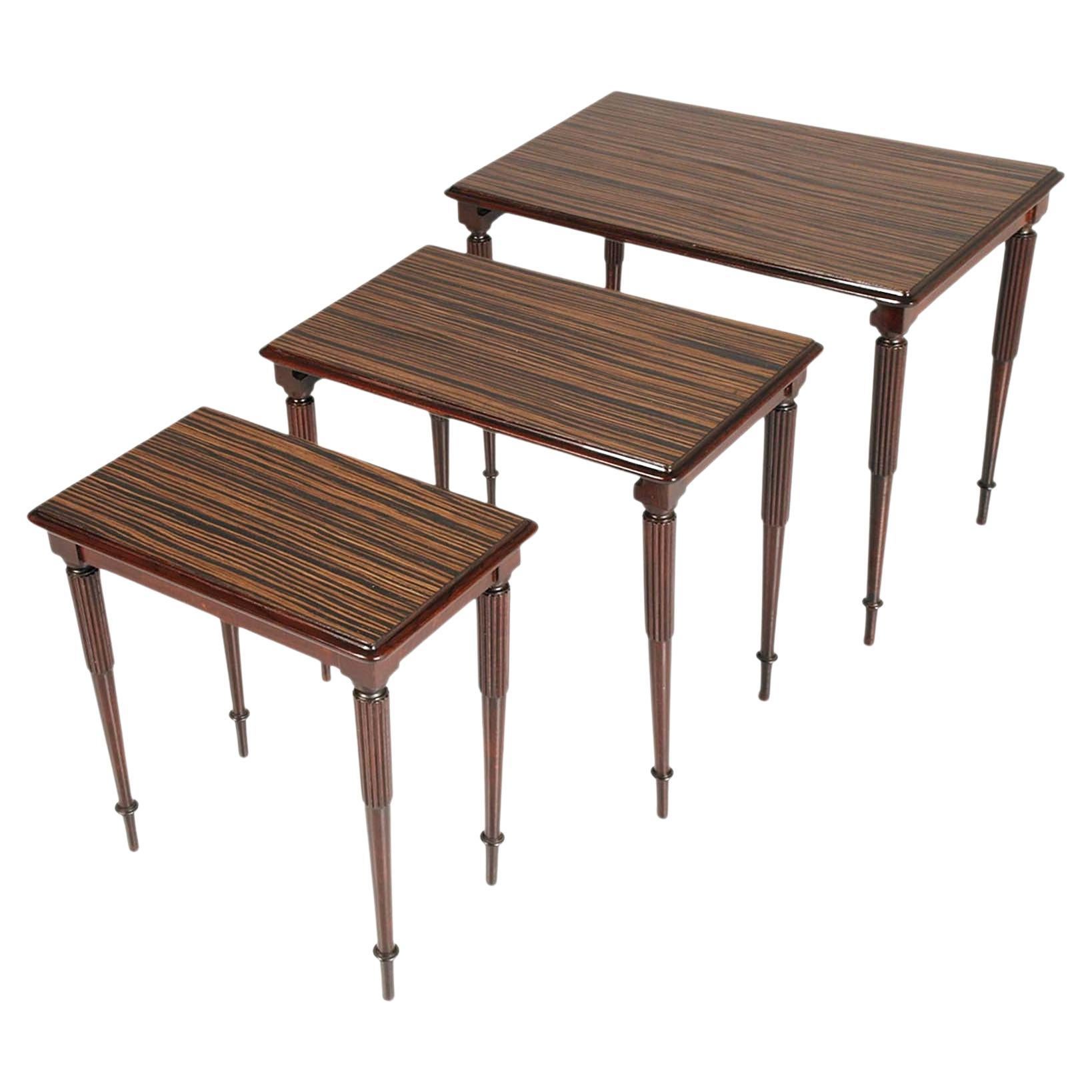1950s Coffee Nest Tables in Macassar by Permanente Mobili Paolo Buffa Attributed For Sale