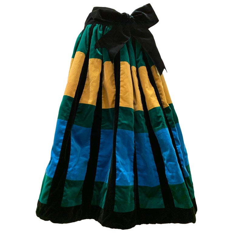 1950s Color Block Velvet Full Gathered Skirt In Black Emerald Sapphire And Gold For Sale