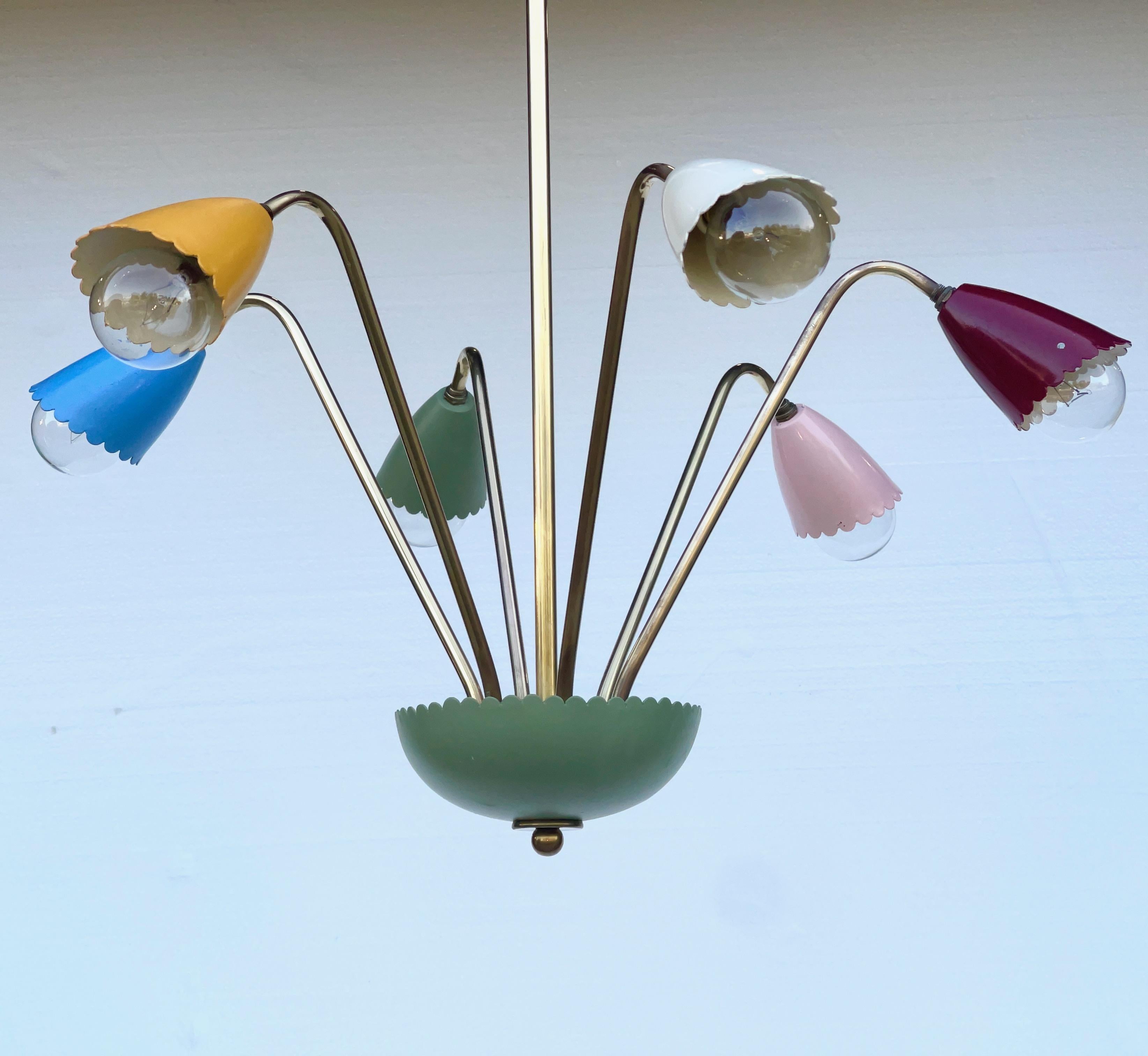 Italiano Lampadario botanico italiano colorato degli anni 50 in vendita