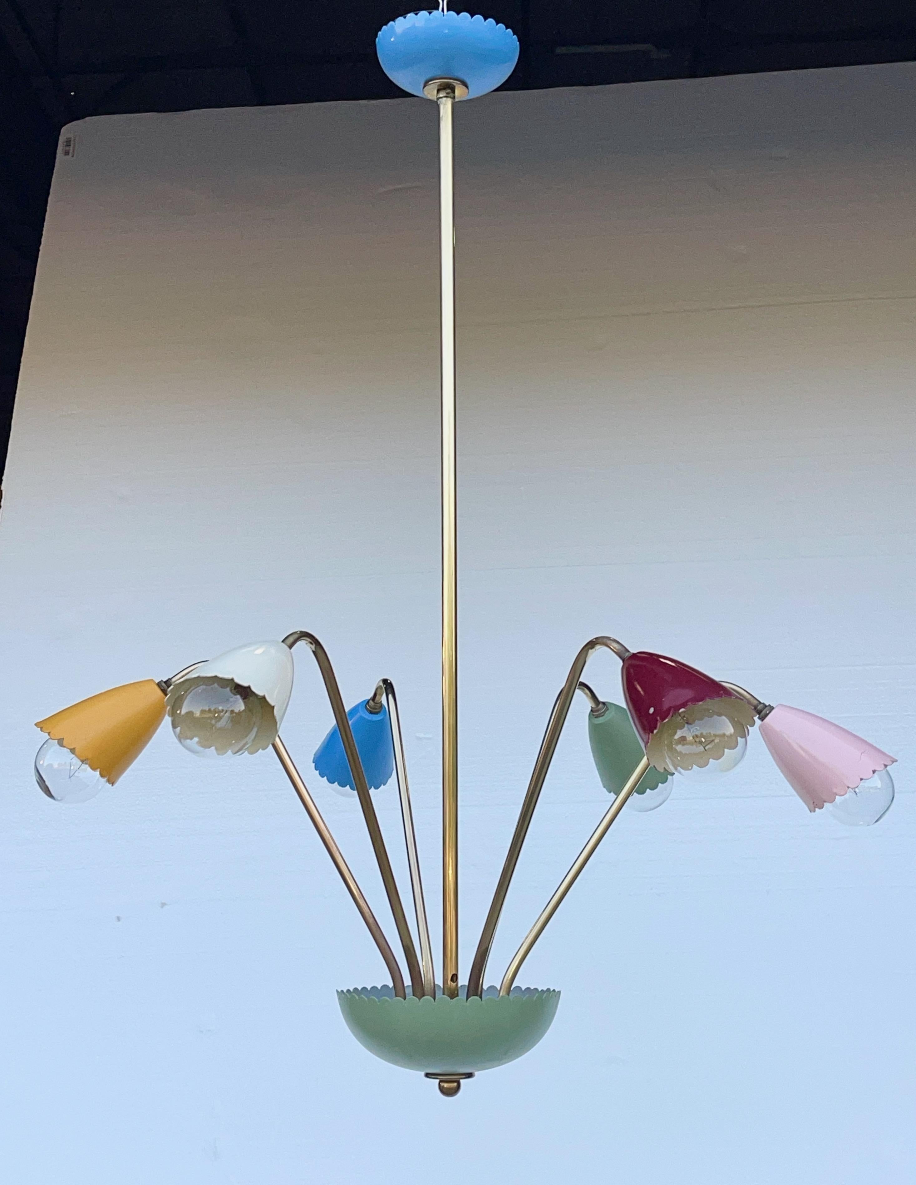 Lampadario botanico italiano colorato degli anni 50 In condizioni buone in vendita a Hanover, MA