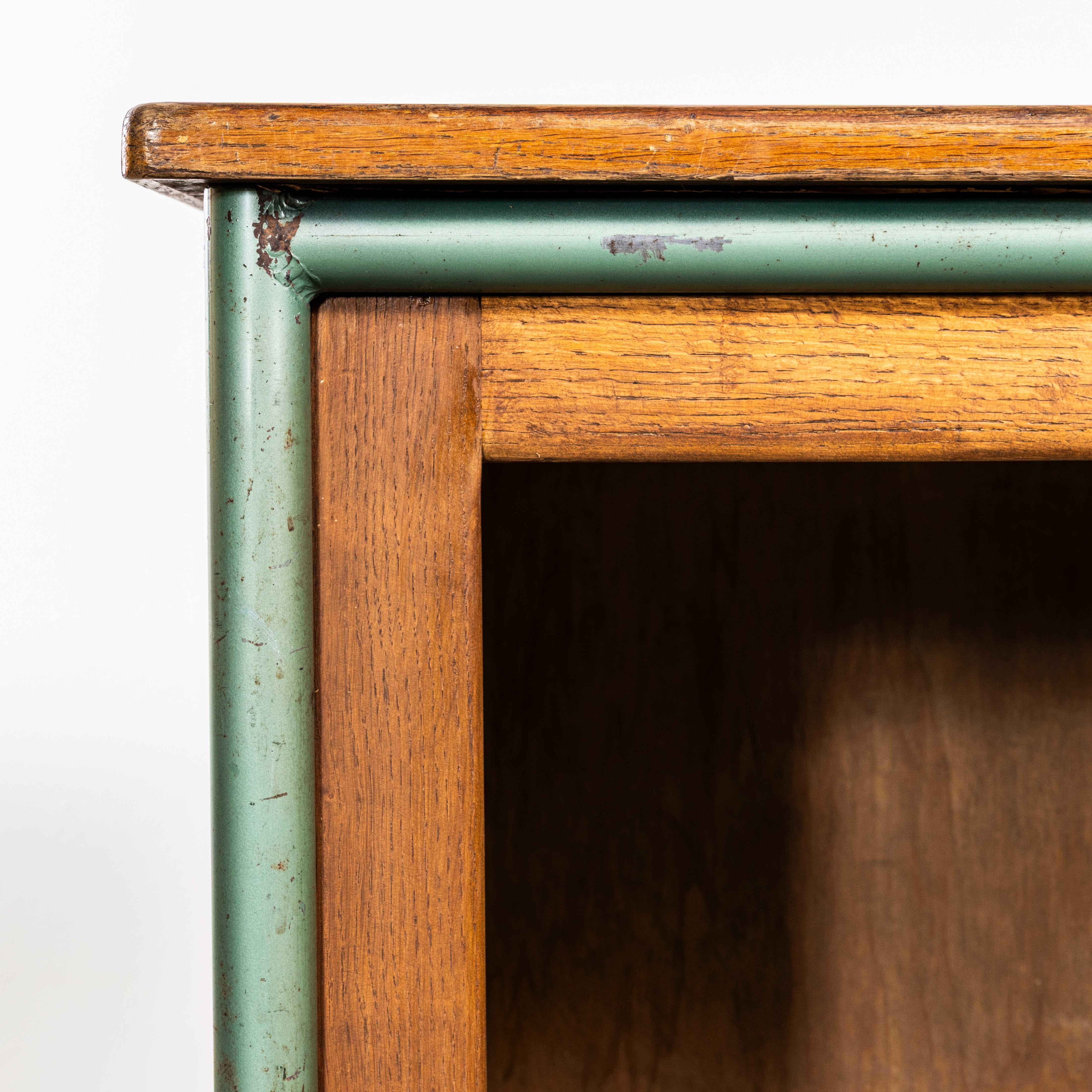Francese 1950's Compact Surveillant Desk - Atelier Jean Prouve (3553) in vendita