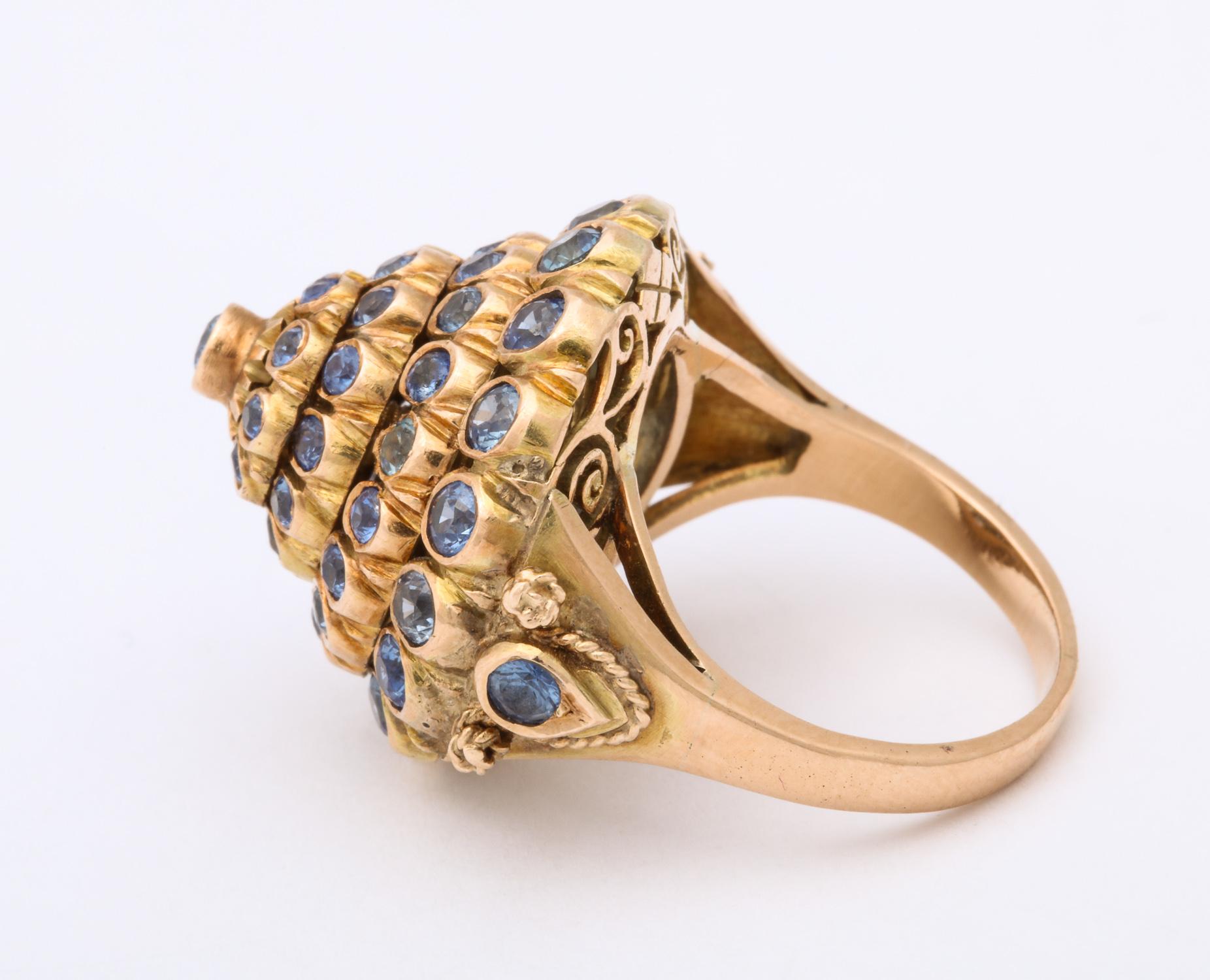 Bague cocktail mobile en or et saphirs de couleur pastel style cône des années 1950 en vente 5