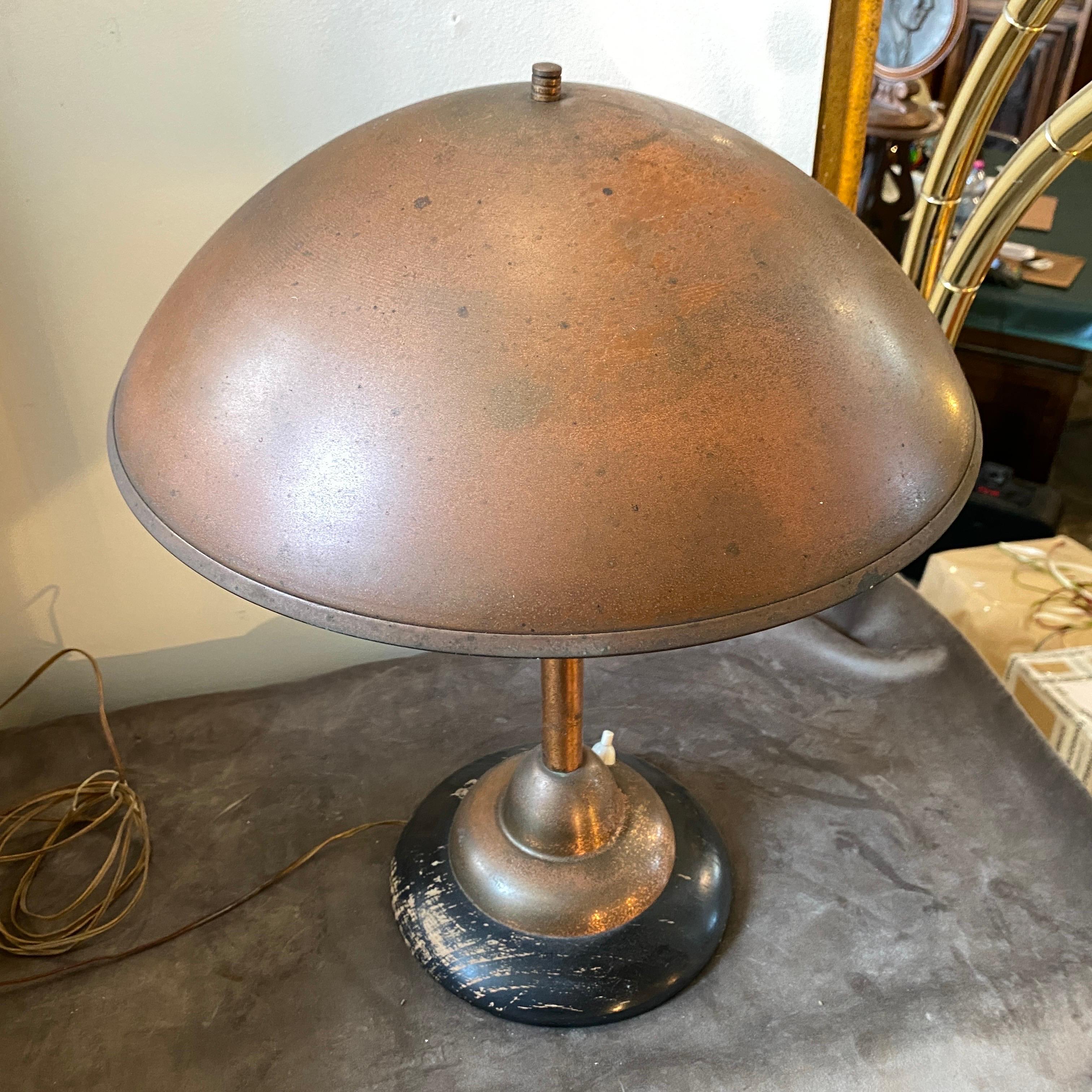 Mid-Century Modern 1950s Copper and Wood Industrial Italian Table Lamp For Sale