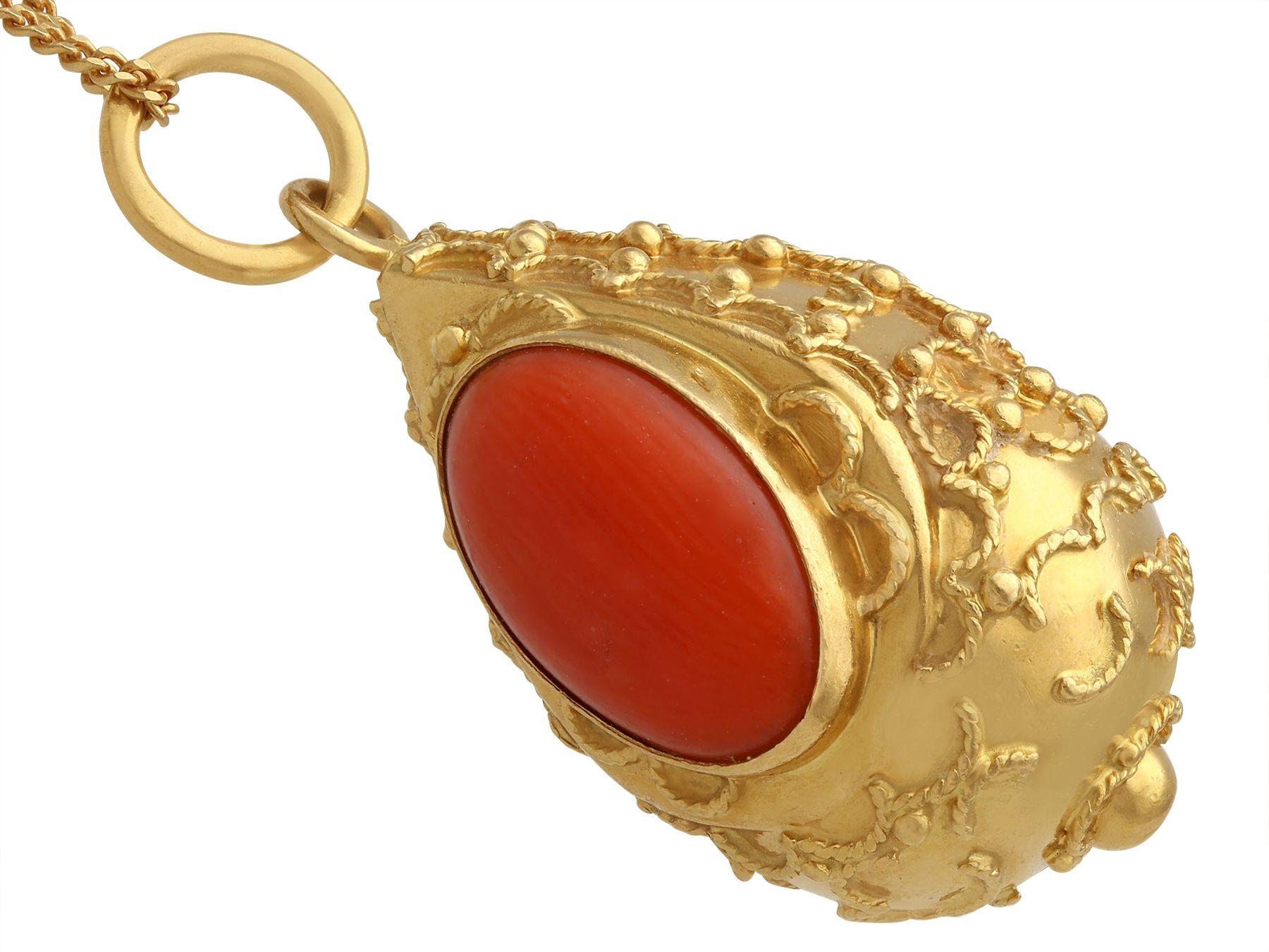 Women's 1950s Coral and Yellow Gold Pendant