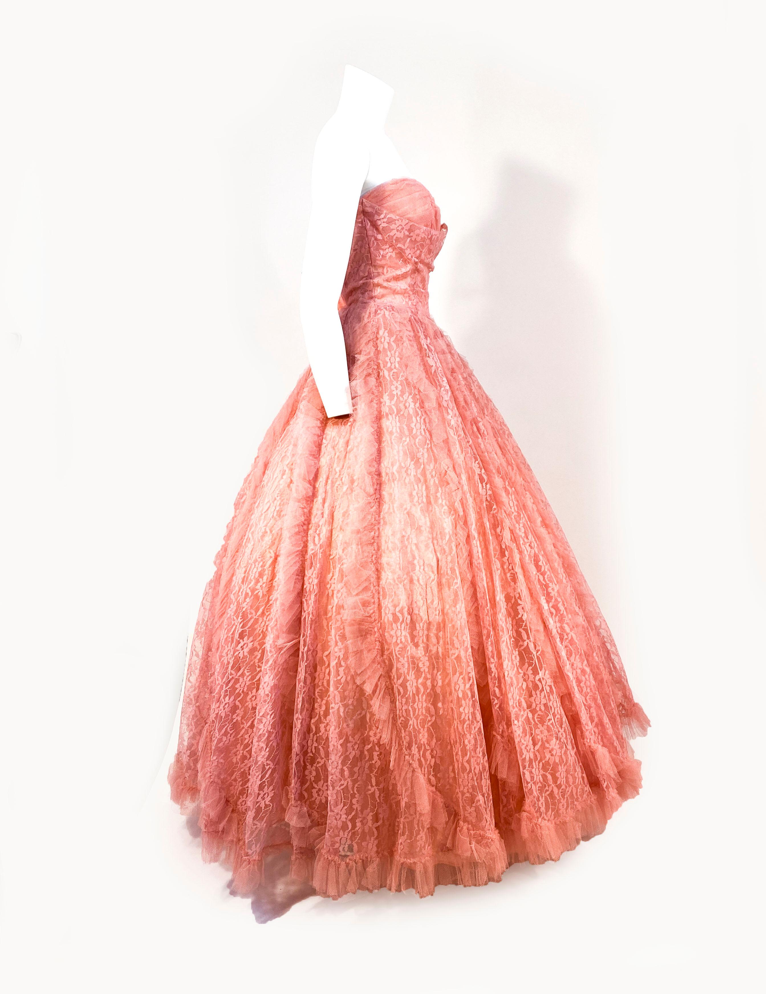 Women's 1950s Coral Lace and Tulle Evening Dress/ Ball Gown