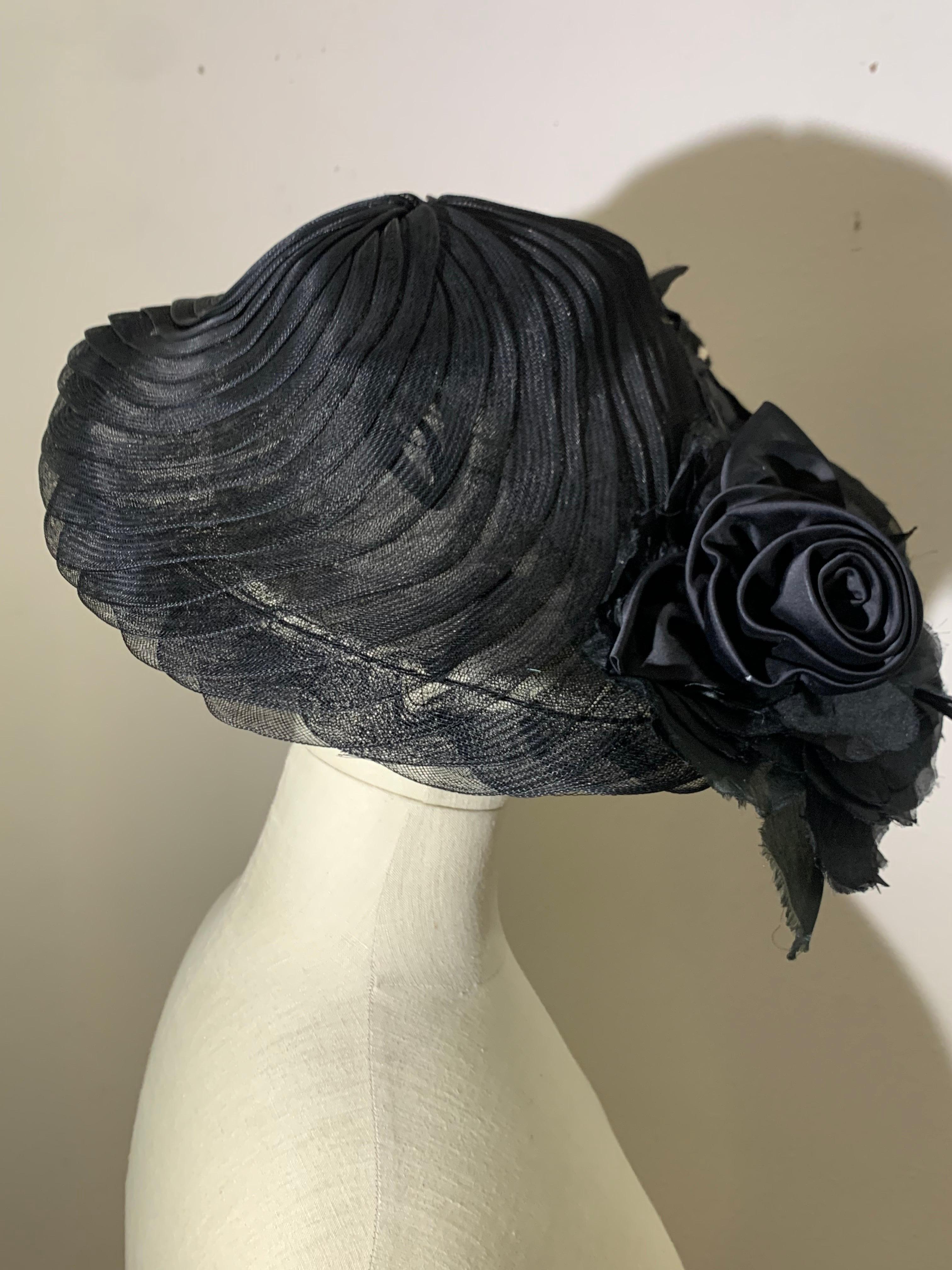 1950s Couture Replica of Paris Black Horsehair Braid Swirl Platter Hat w Flower Pour femmes en vente
