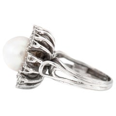 Retro 1950s Crown Setting with Pearl and Diamonds Ring