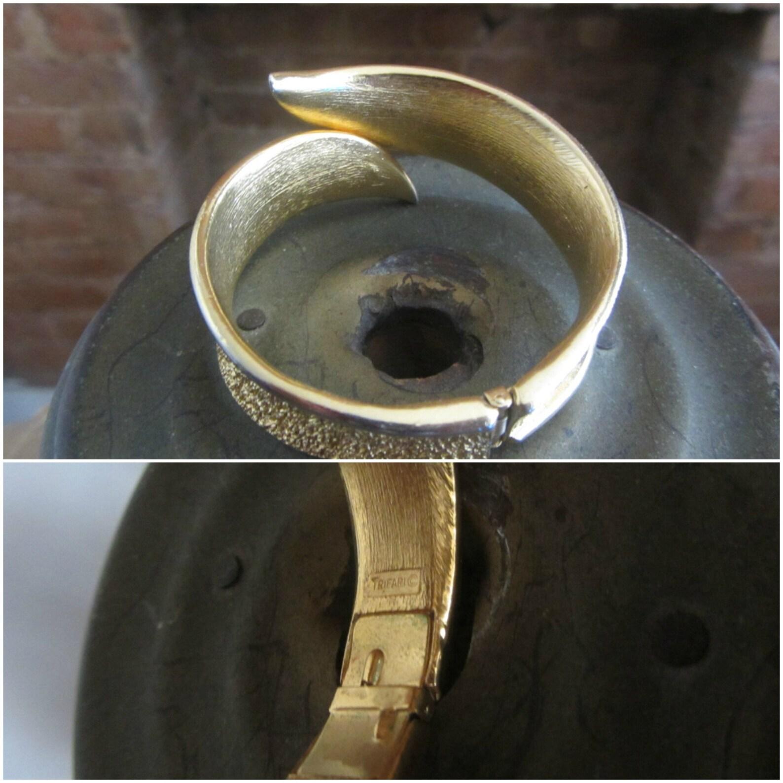 Bracelet en or de Trifari, circa 1950 en vente 7