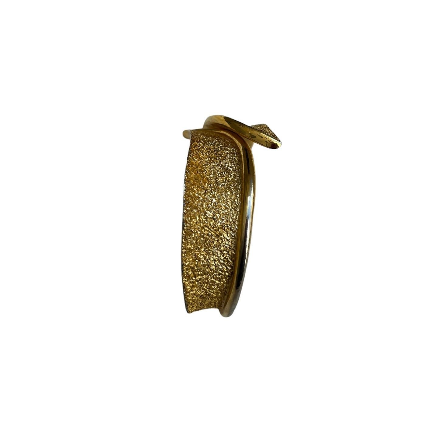 Bracelet en or de Trifari, circa 1950 en vente 1