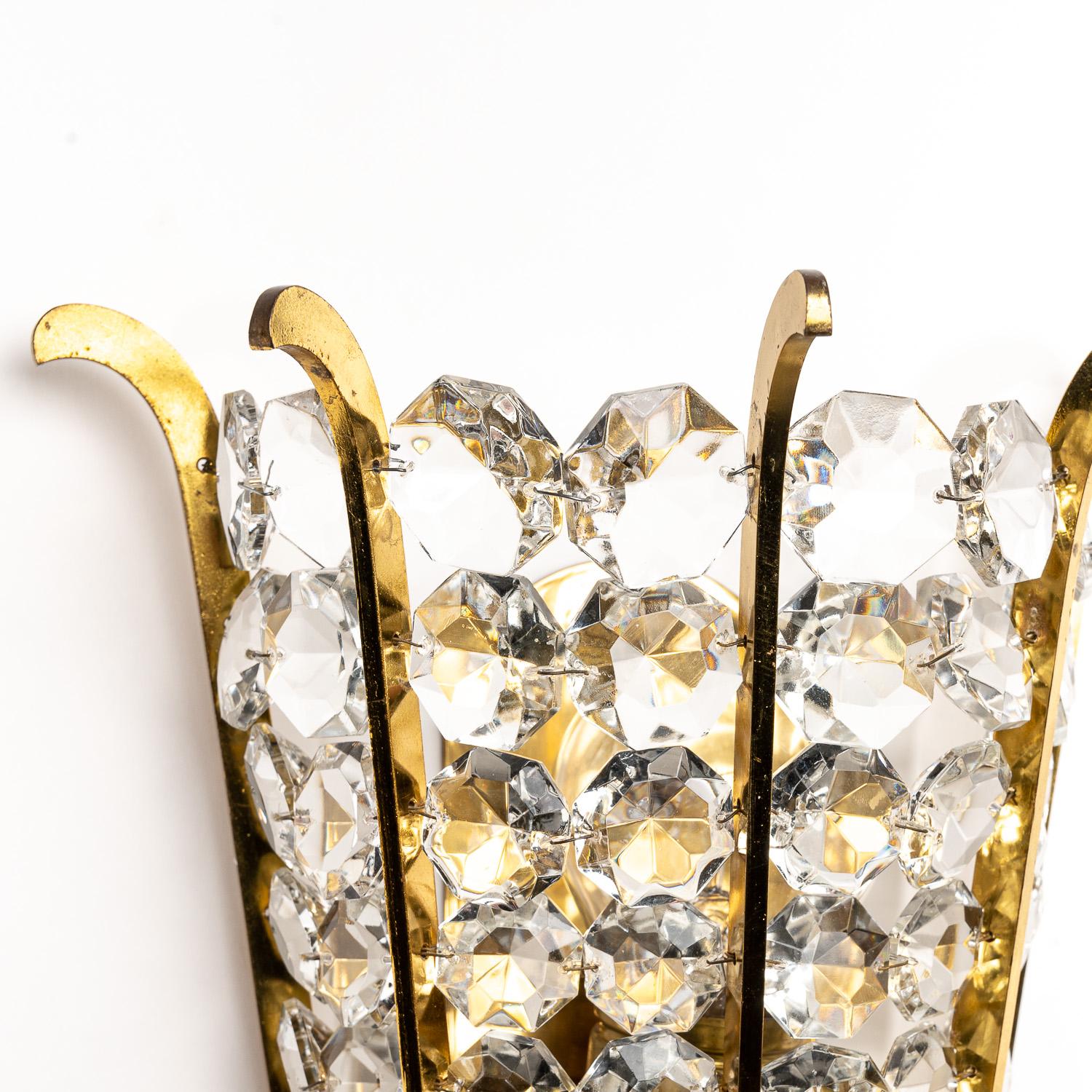 1950's Crystal Glass and Brass Sconces by Bakalowits & Söhne In Good Condition For Sale In Amsterdam, NH