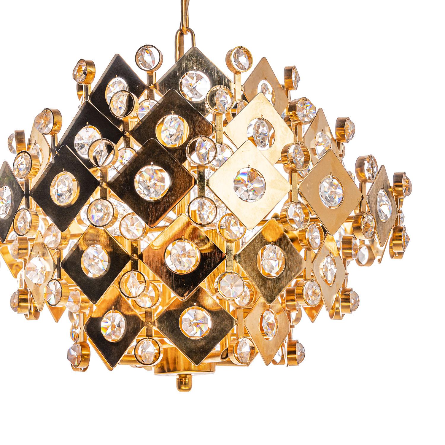 1950's Crystal Glass & Brass Chandelier in Style of Palwa In Good Condition For Sale In Amsterdam, NH