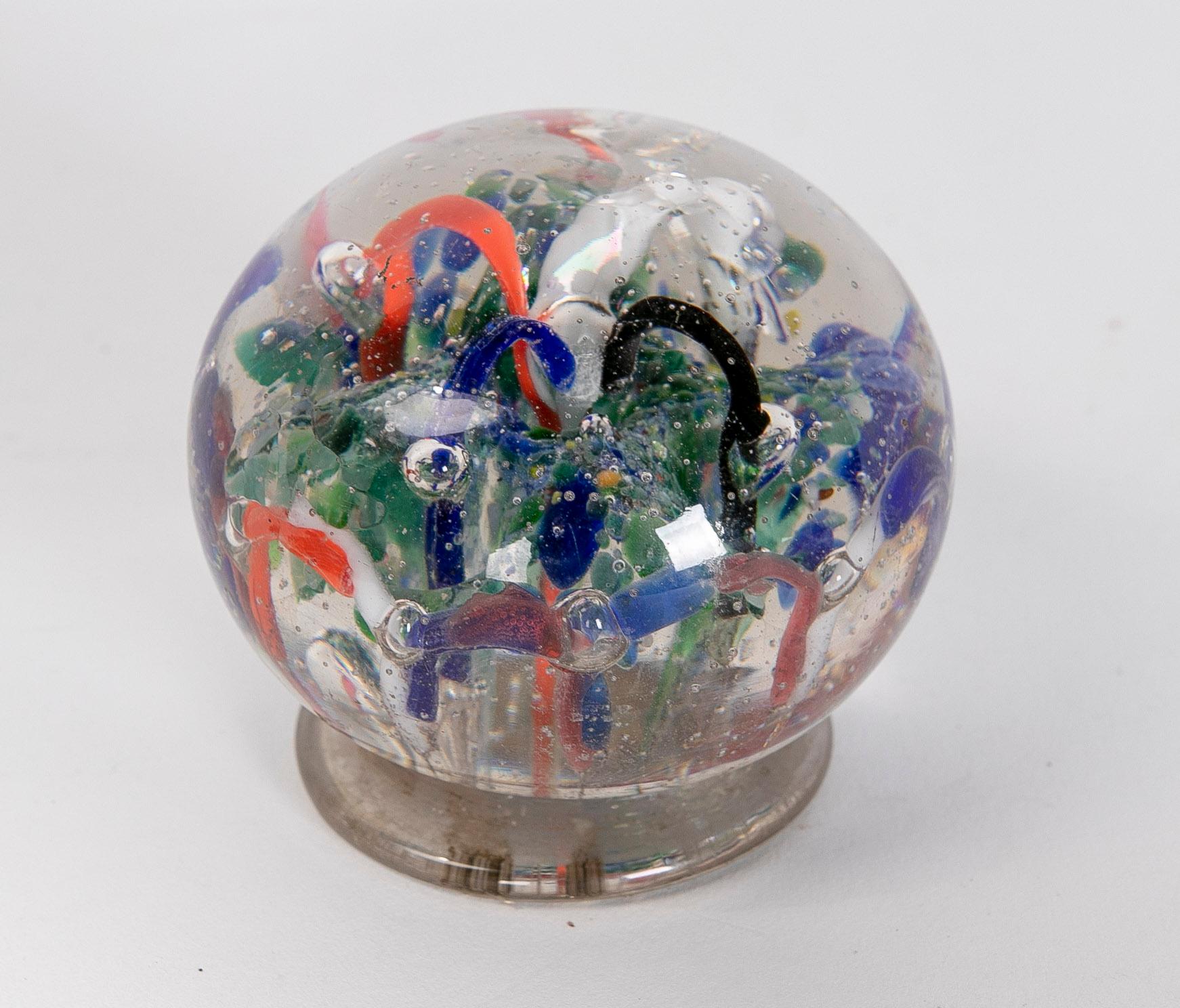  1950s Crystal Paperweight with Different Colors Decoration and Base In Good Condition For Sale In Marbella, ES