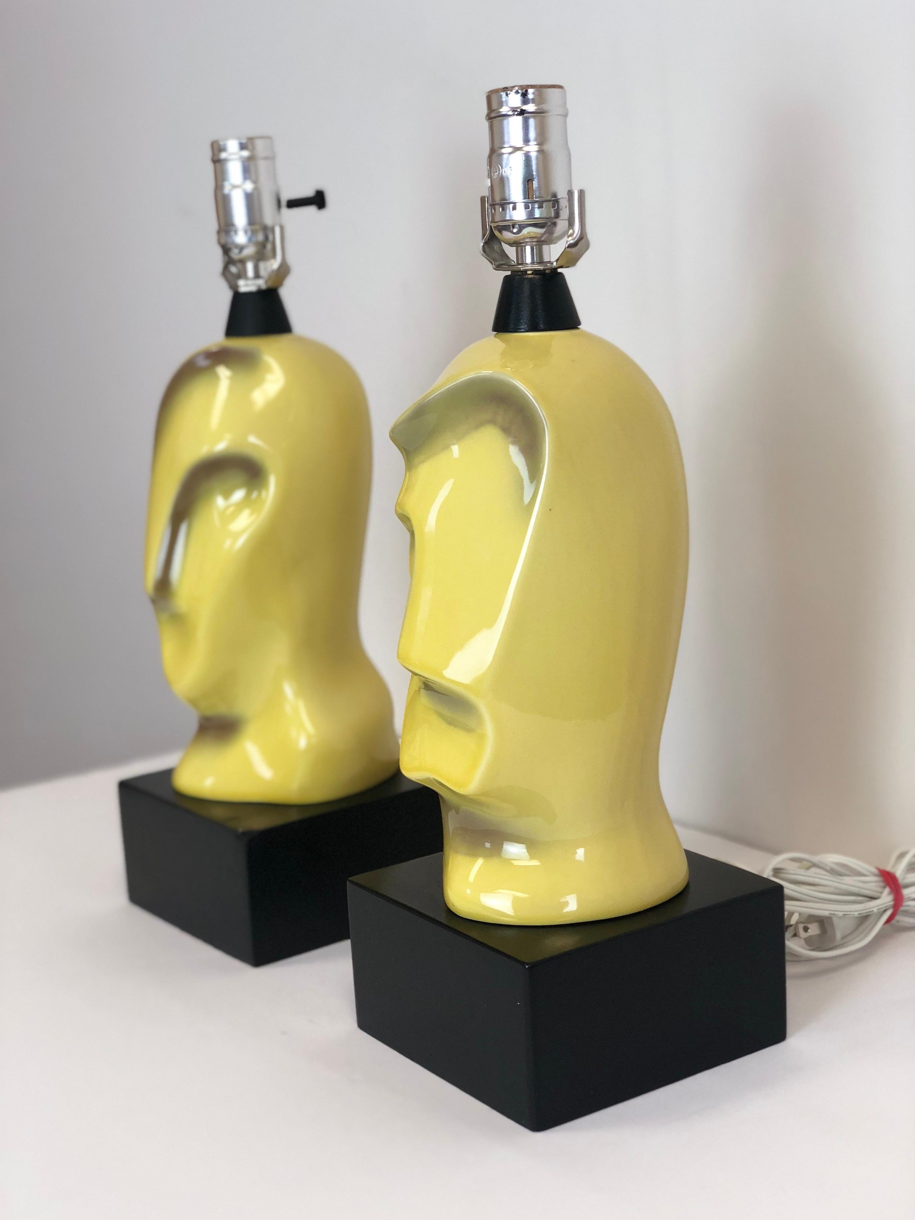 Modern 1950s Cubist Heifetz Ceramic Abstract Face Lamps With Shades, a Pair For Sale
