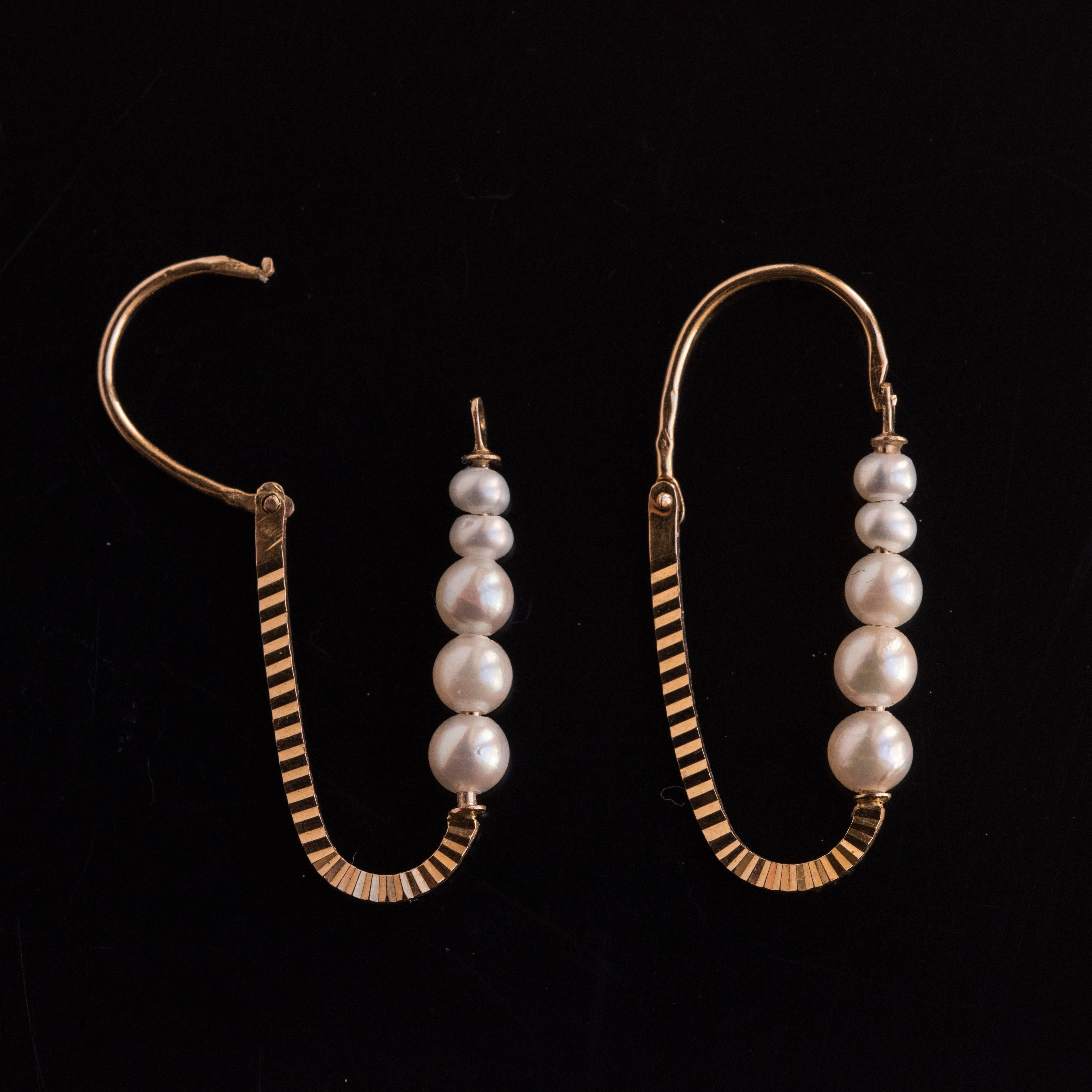 Retro 1950s Cultured Pearl 18 karats Yellow Gold Hoop Earring
