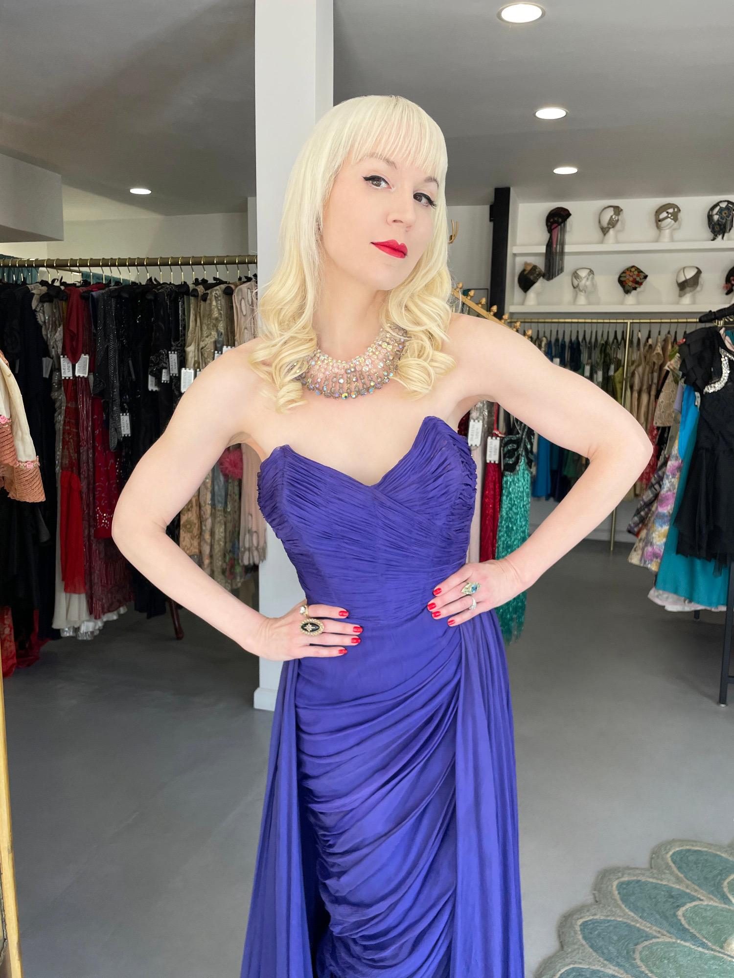 Women's 1950s Curiel Couture Pleated Purple Silk Chiffon Strapless Bustier Goddess Gown For Sale