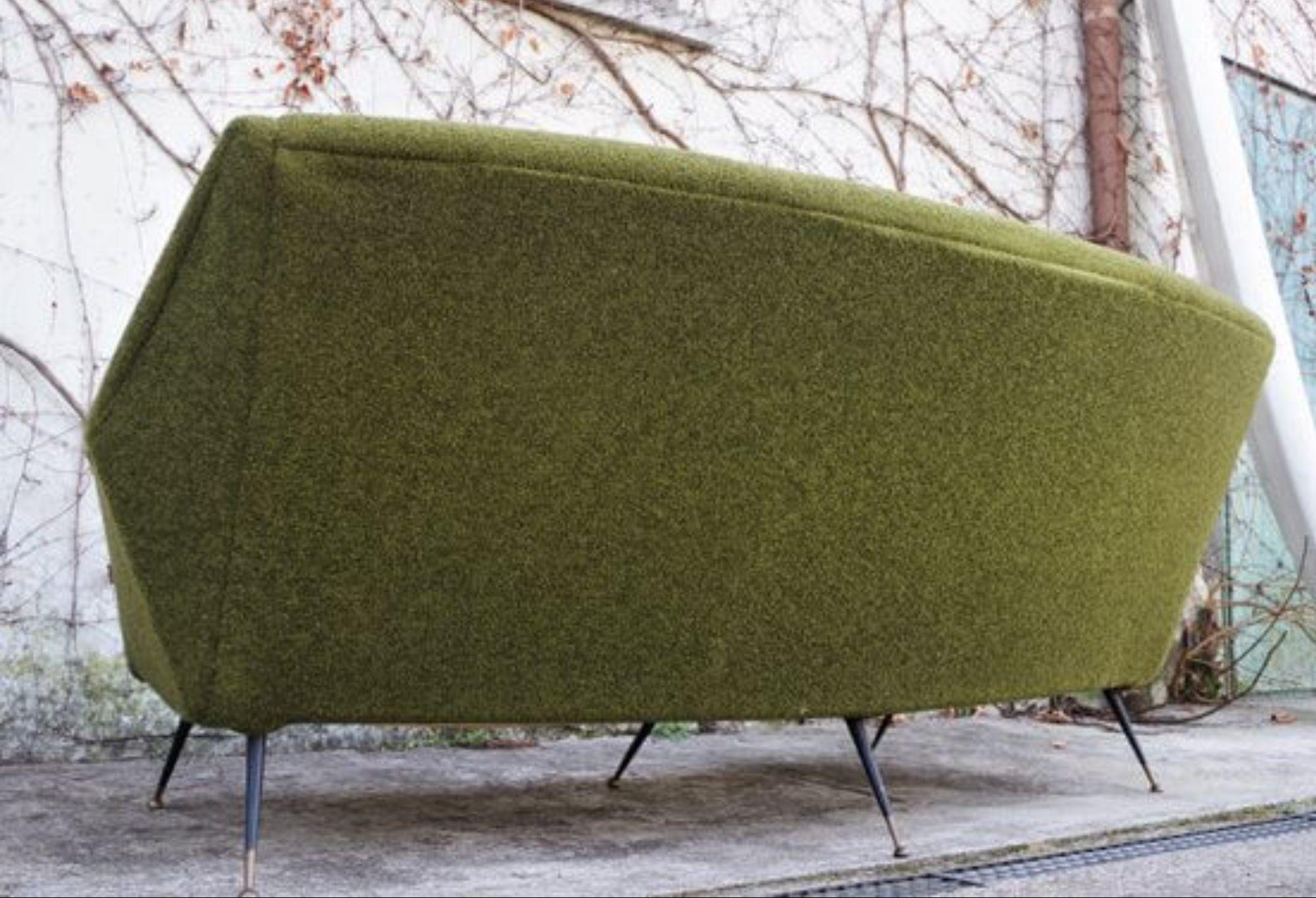 sofá curvo de algodón y lana verde de los años 50 por Gigi Radice para Minotti - Mediados de siglo en venta 6