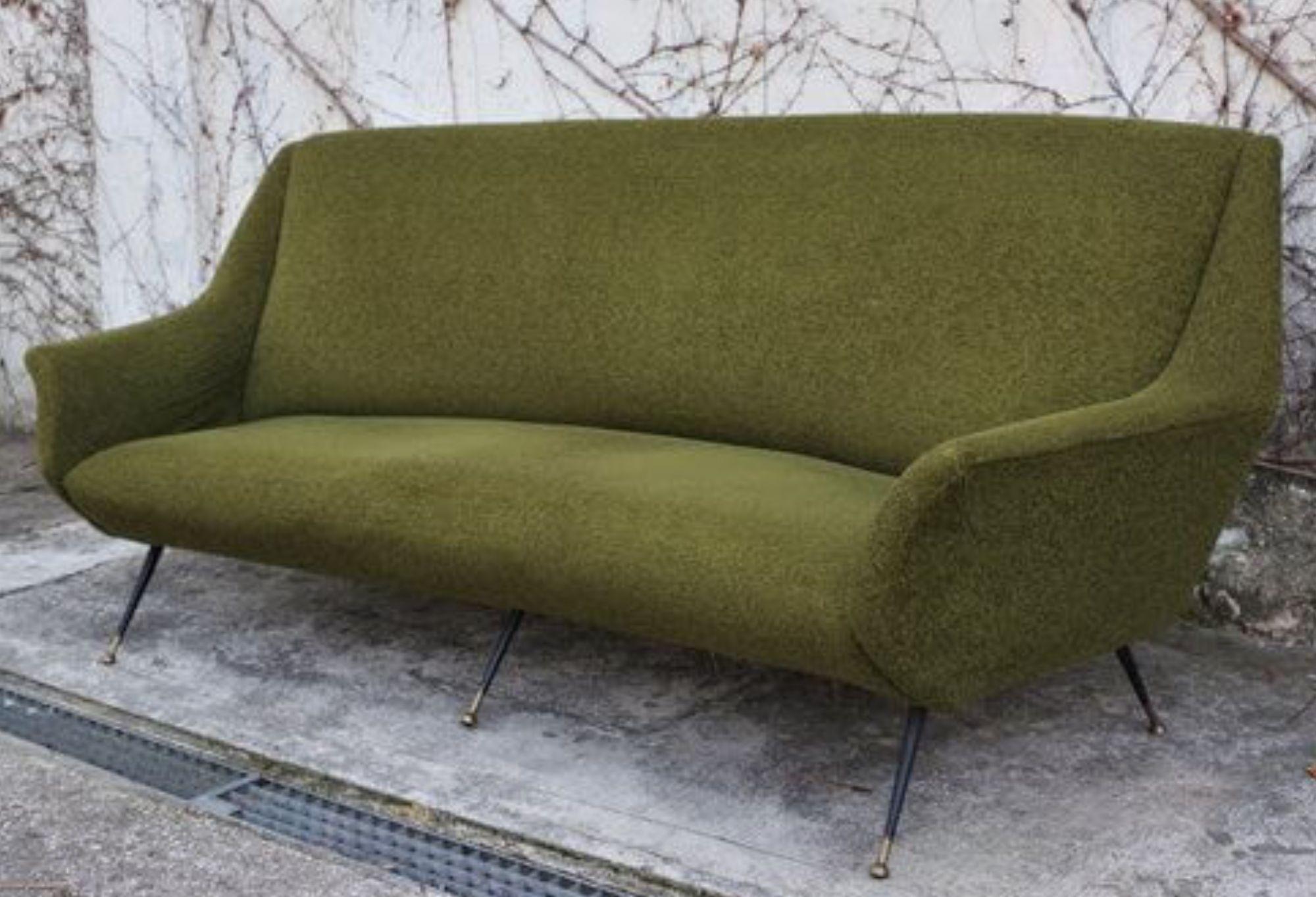sofá curvo de algodón y lana verde de los años 50 por Gigi Radice para Minotti - Mediados de siglo Mid-20th Century en venta
