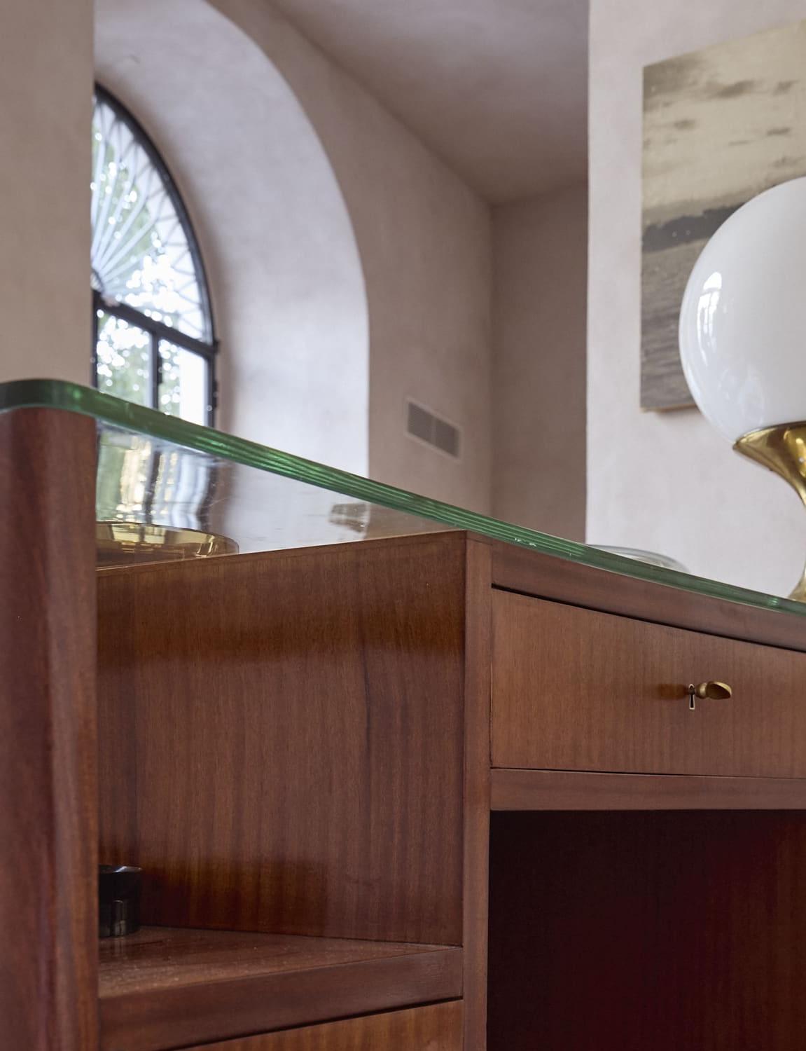 1950s Curved Rosewood Paolo Buffa Desk For Sale 1