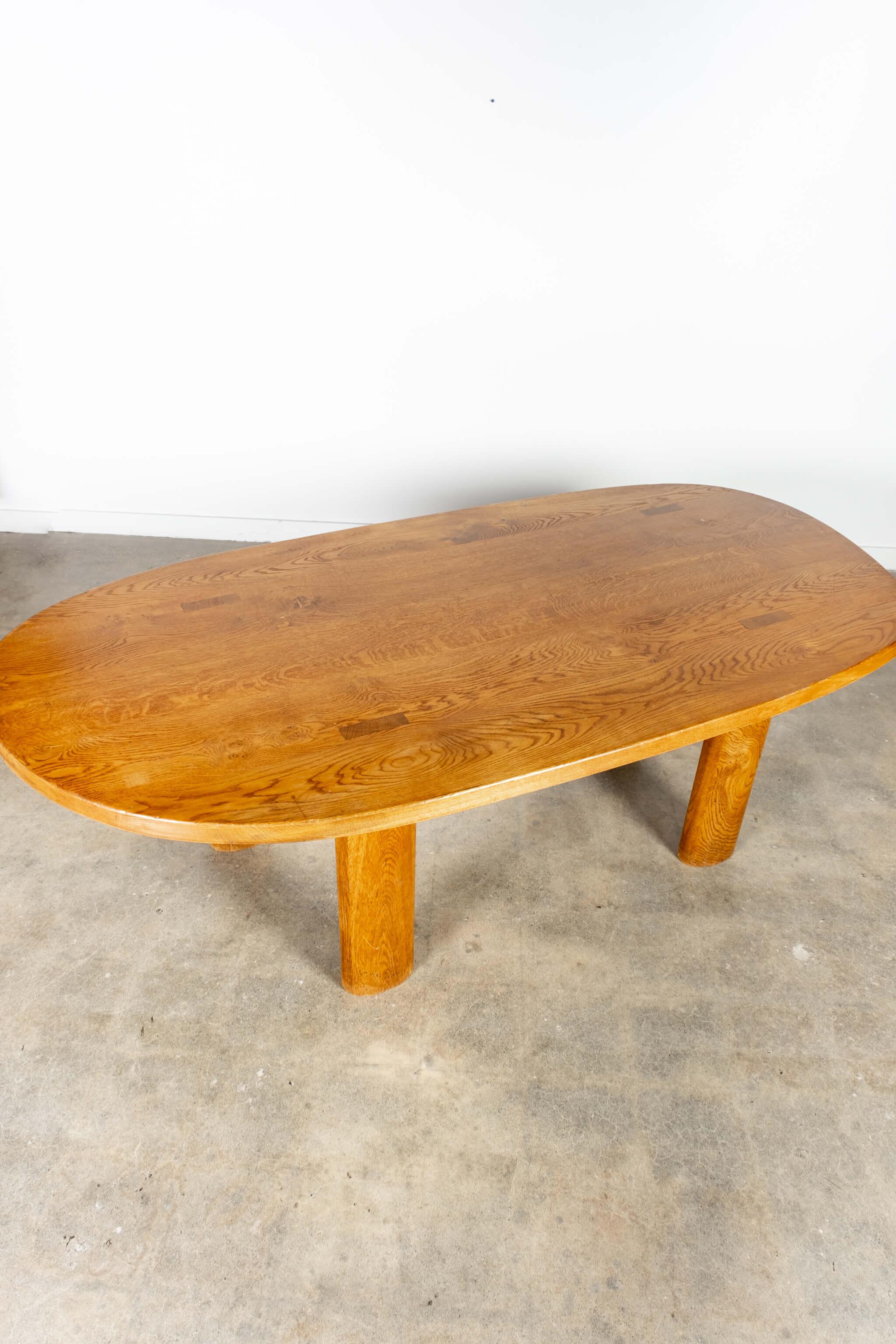 The 1950s Curved Wood Dining Table nach Charlotte Perriand (Französisch) im Angebot