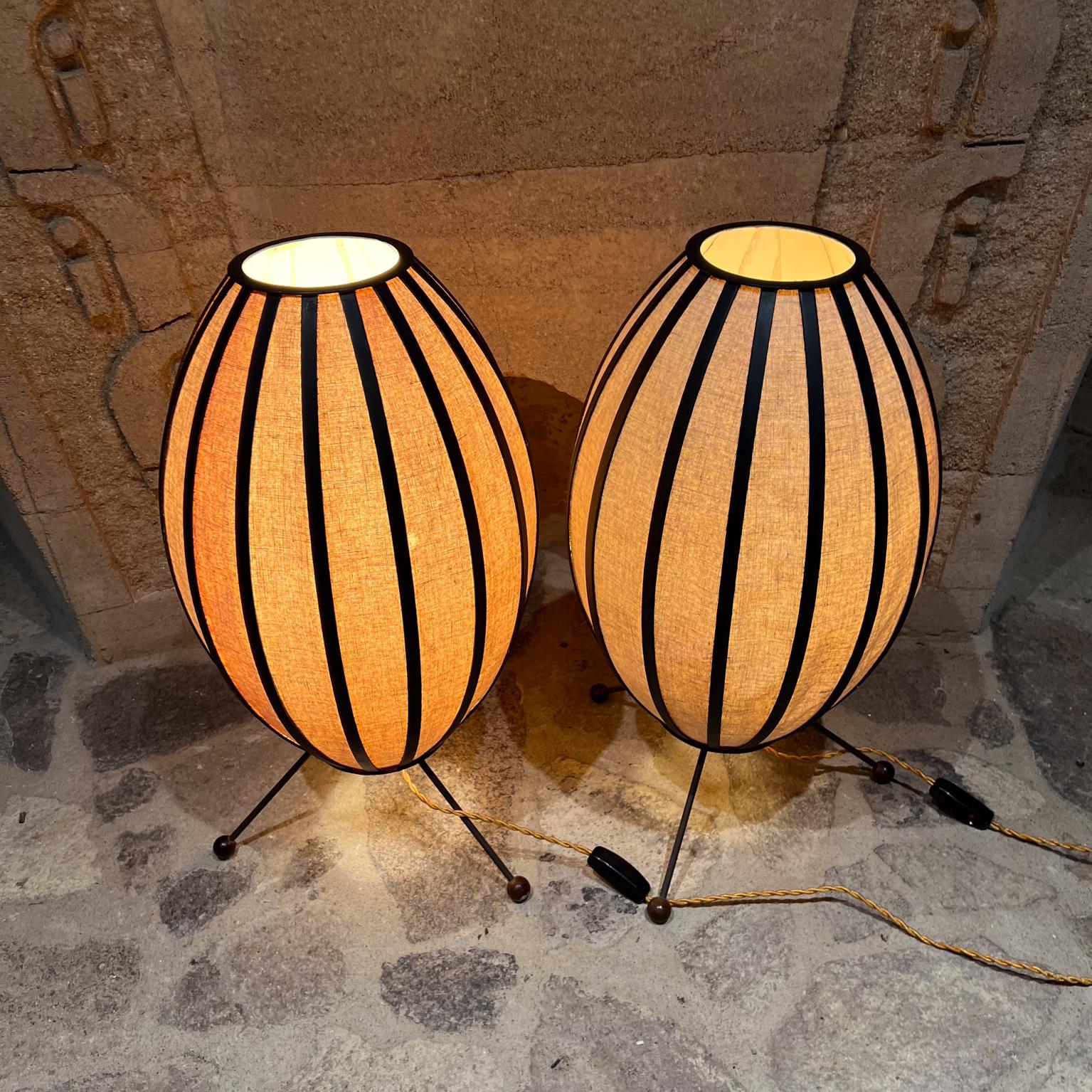 1950s Custom Ball Tripod Table Lamp Pair Style Nelson For Sale 2