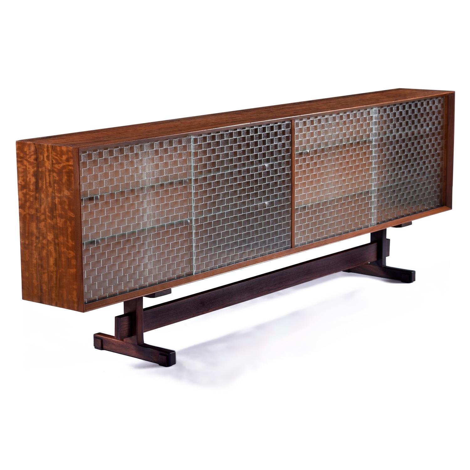 1950's Custom Made Mid-Century Modern Glass Door Mahogany Rosewood Credenza In Excellent Condition In Chattanooga, TN