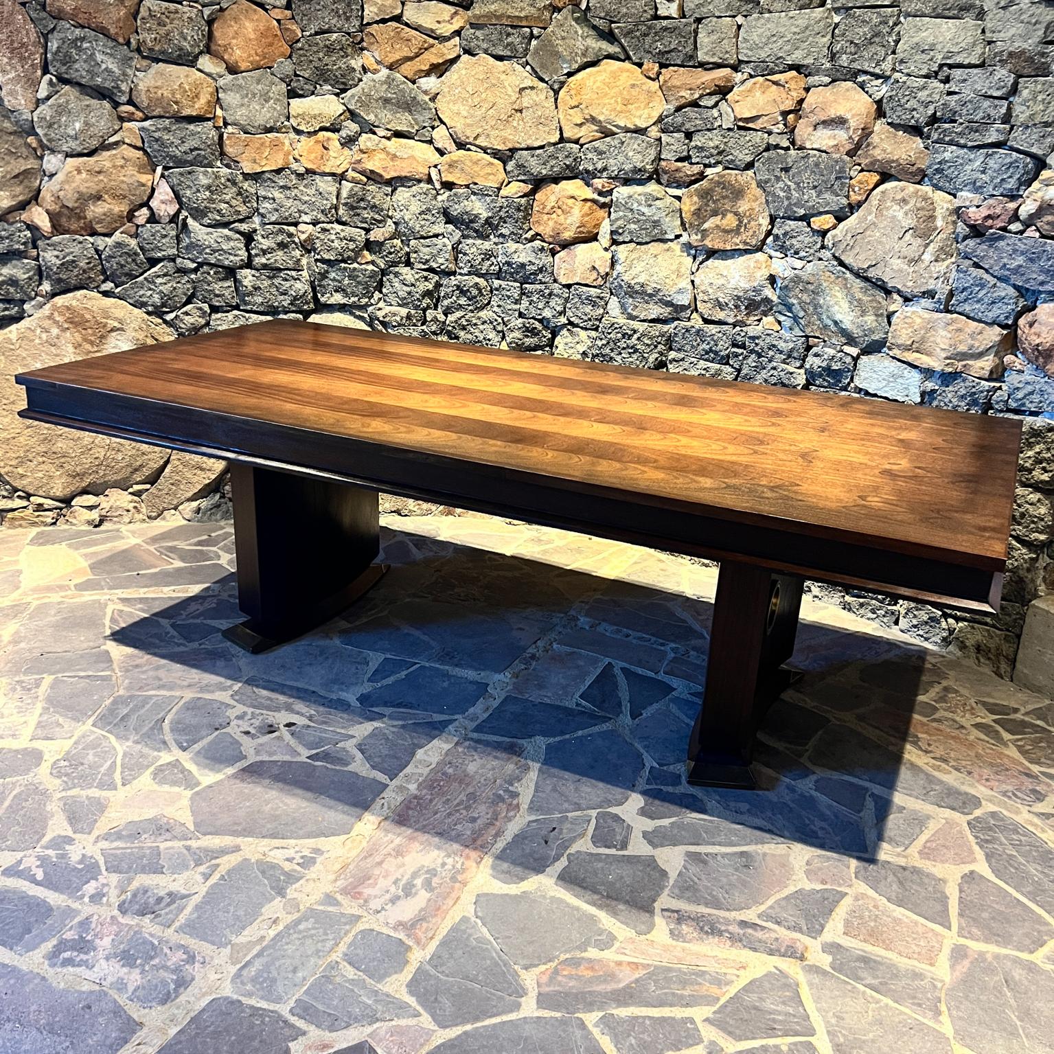 For your consideration, a Custom Dining Table or desk made in Mexico City, circe the 1950s.
Table is constructed with mahogany  wood and brass.
It can seat from 8  up to 10 persons. 
Stunning  and elegant presentation.
Made in Mexico City. Custom