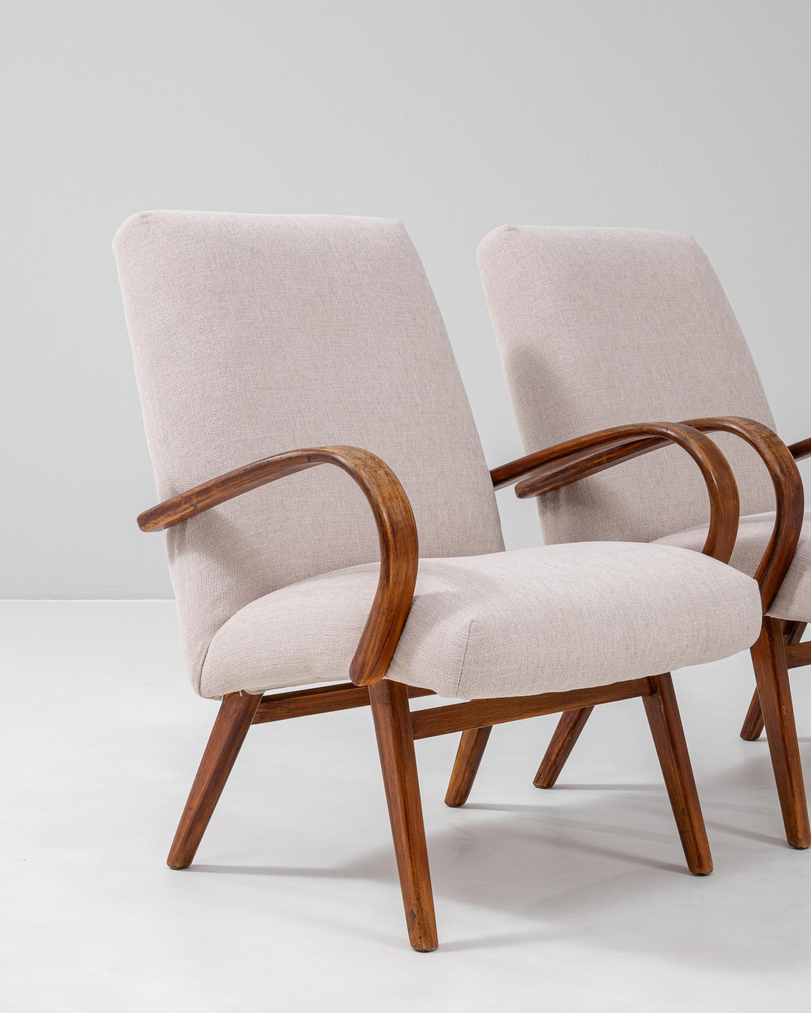 1950s Czech Pair Of Upholstered Armchairs By J. Halabala im Angebot 2