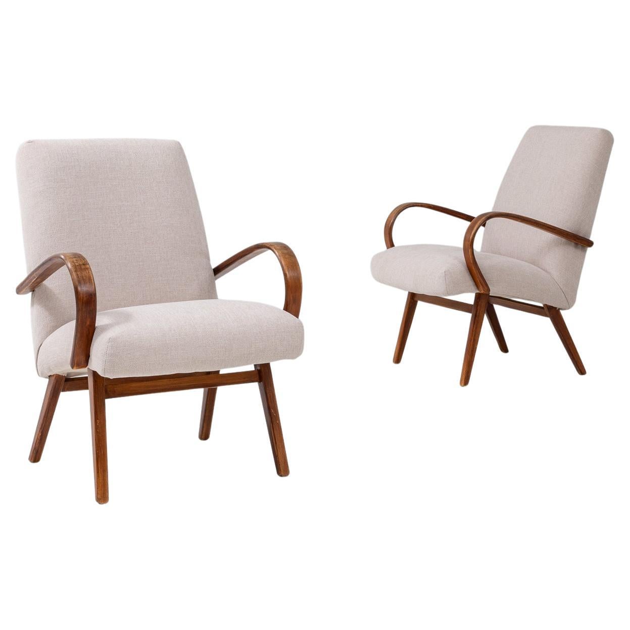 1950s Czech Pair Of Upholstered Armchairs By J. Halabala im Angebot