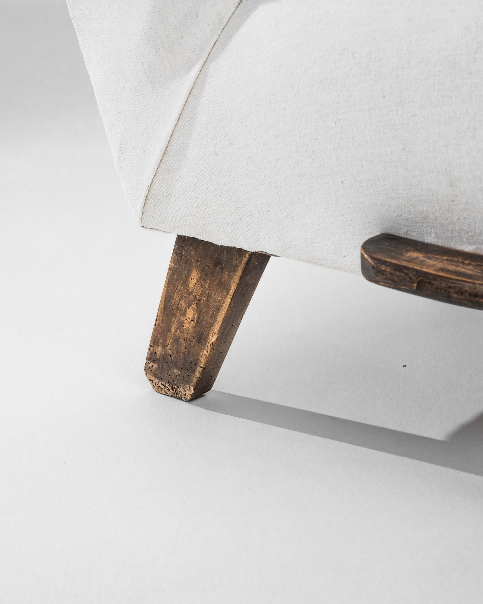 Mid-Century Modern Fauteuil en bois tchèque des années 1950 par J. Halabala en vente